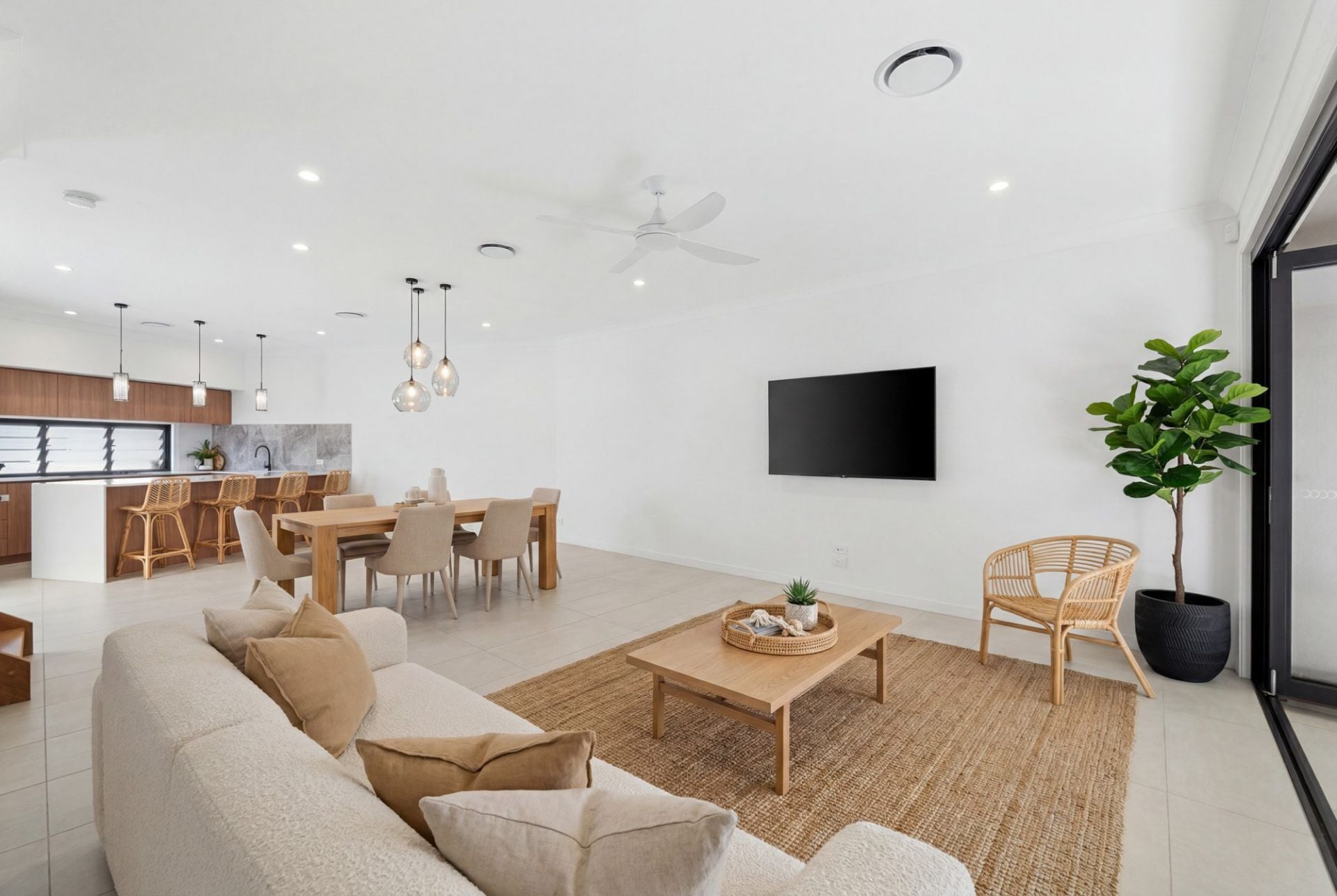 6301 Horizon Drive, Sanctuary Cove - Thumbnail 3