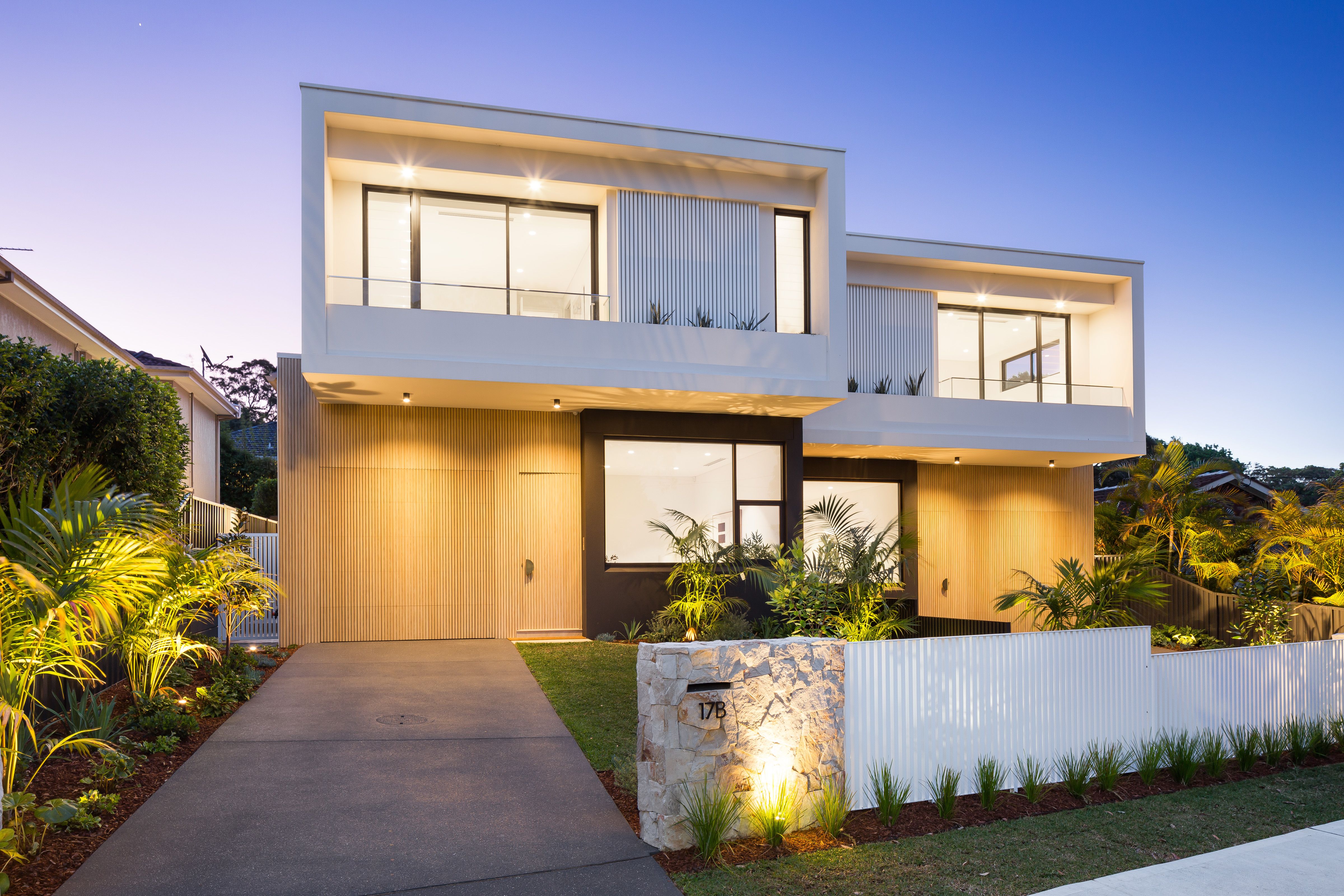 17b Saunders Bay Road CARINGBAH SOUTH 2229