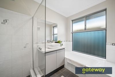 2 Grampian Crescent, Aubin Grove