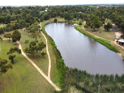 2/12 Broom Road, Lethbridge
 
 
 $365,000 - $395,000, Lethbridge $ - Thumbnail 5