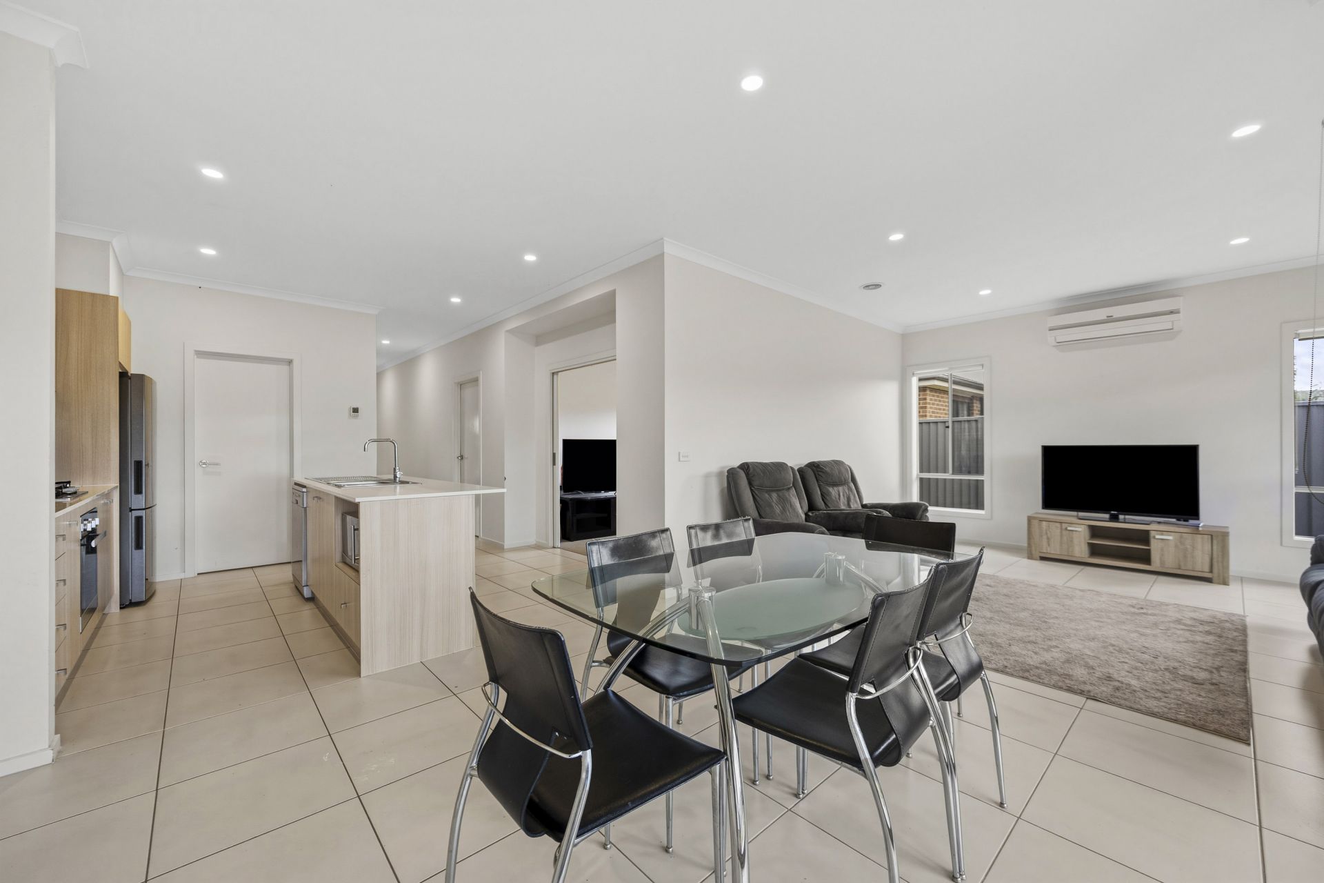 18 Galway Drive, Alfredton, Alfredton - Thumbnail 8