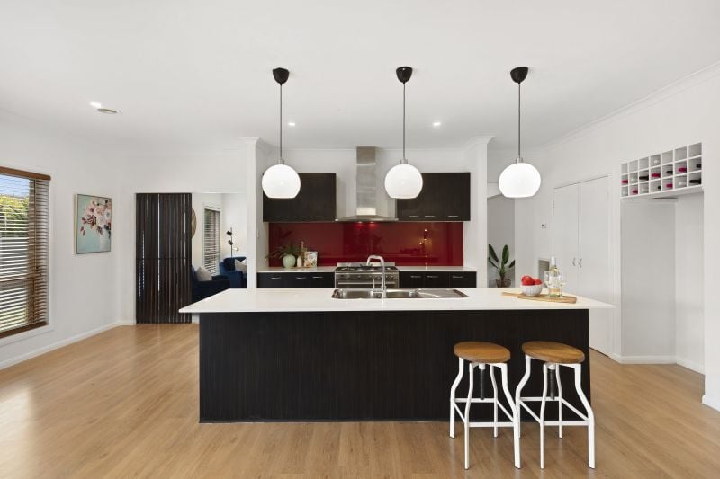 84 Hawkstowe Parade, South Morang