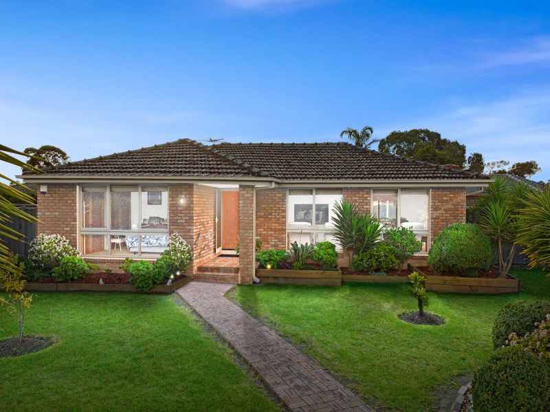 16 Malua Crescent, Mill Park