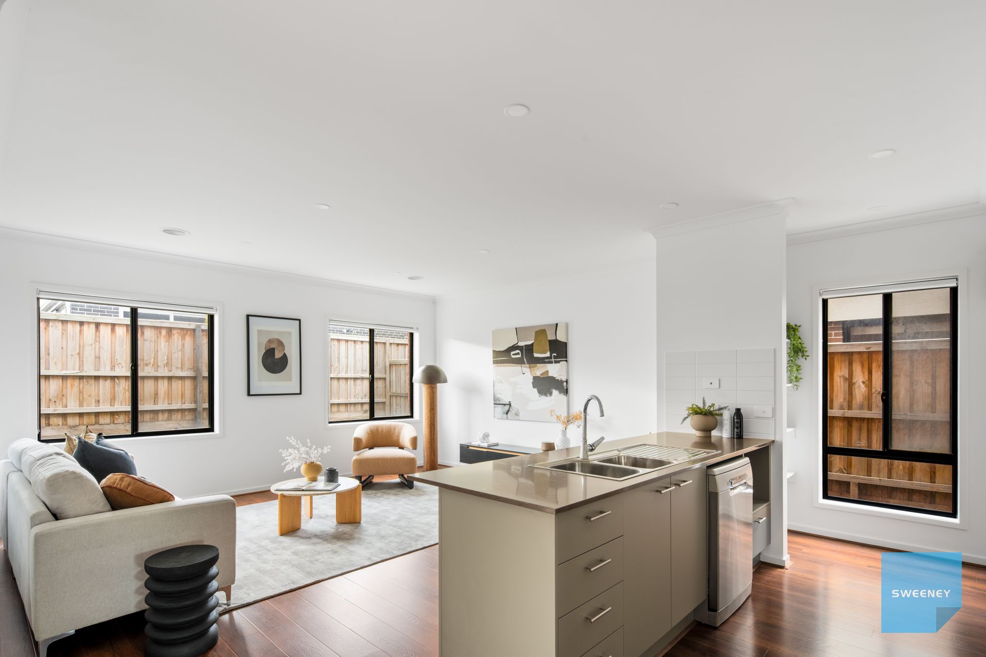13 Torrita Street, Fraser Rise - Thumbnail 8