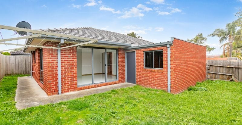 8 Antony Close, Mill Park