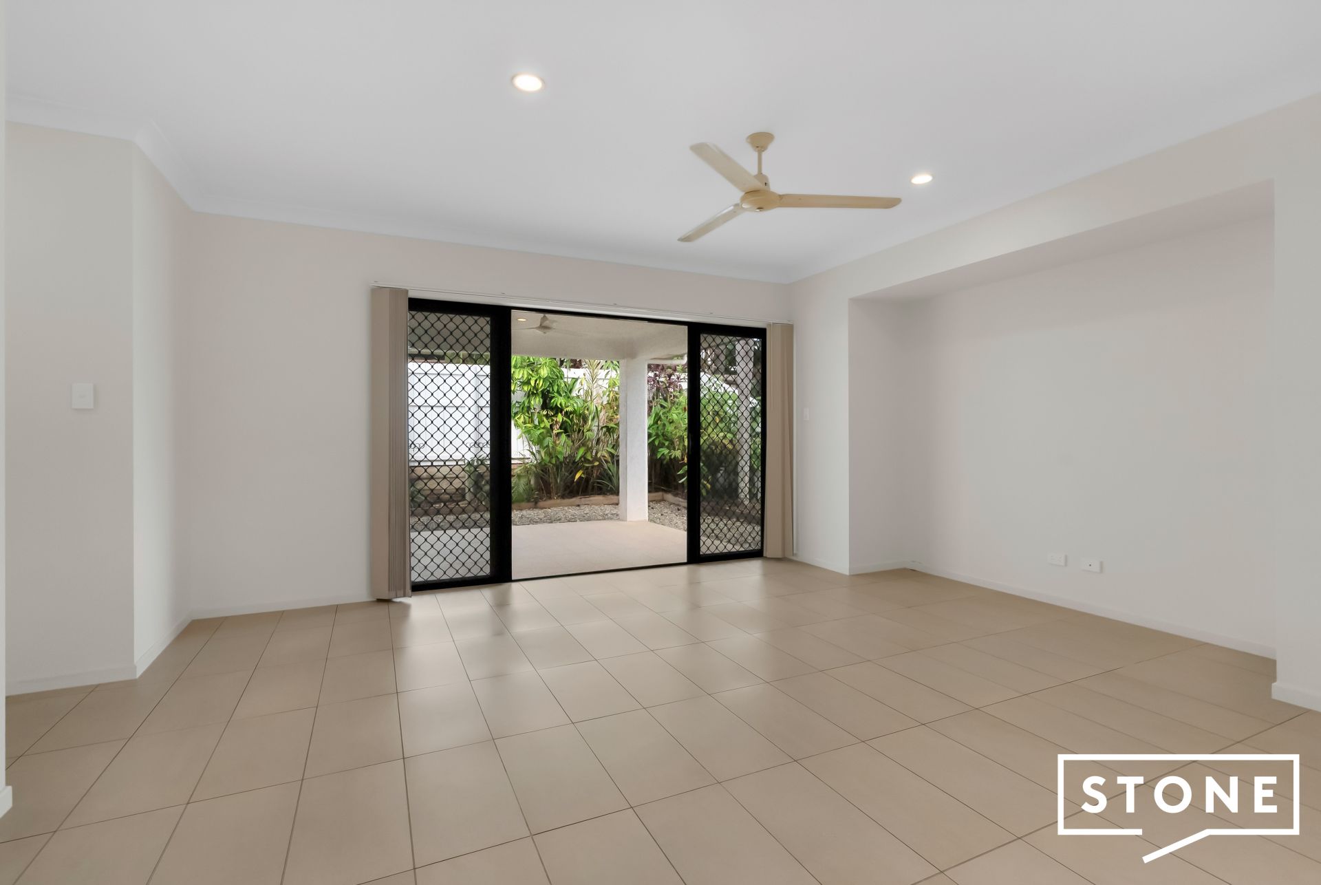 12 Sandridge Way, Smithfield, Smithfield - Thumbnail 7