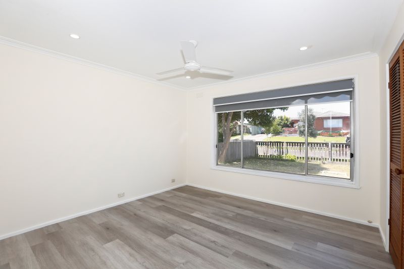 15 Menzies Parade, Lalor