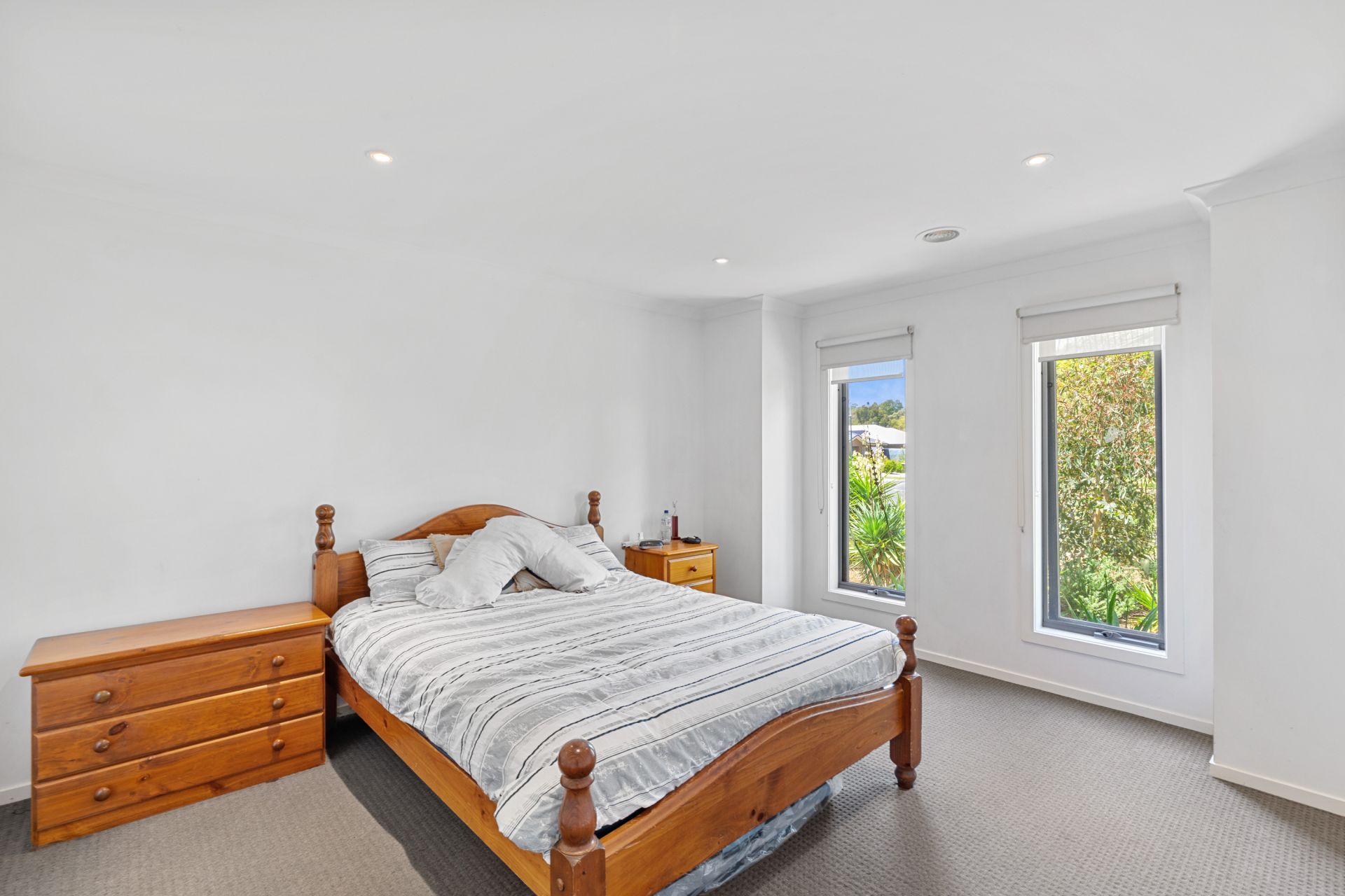 69 Greenfield Drive Epsom VIC, Epsom - Thumbnail 4