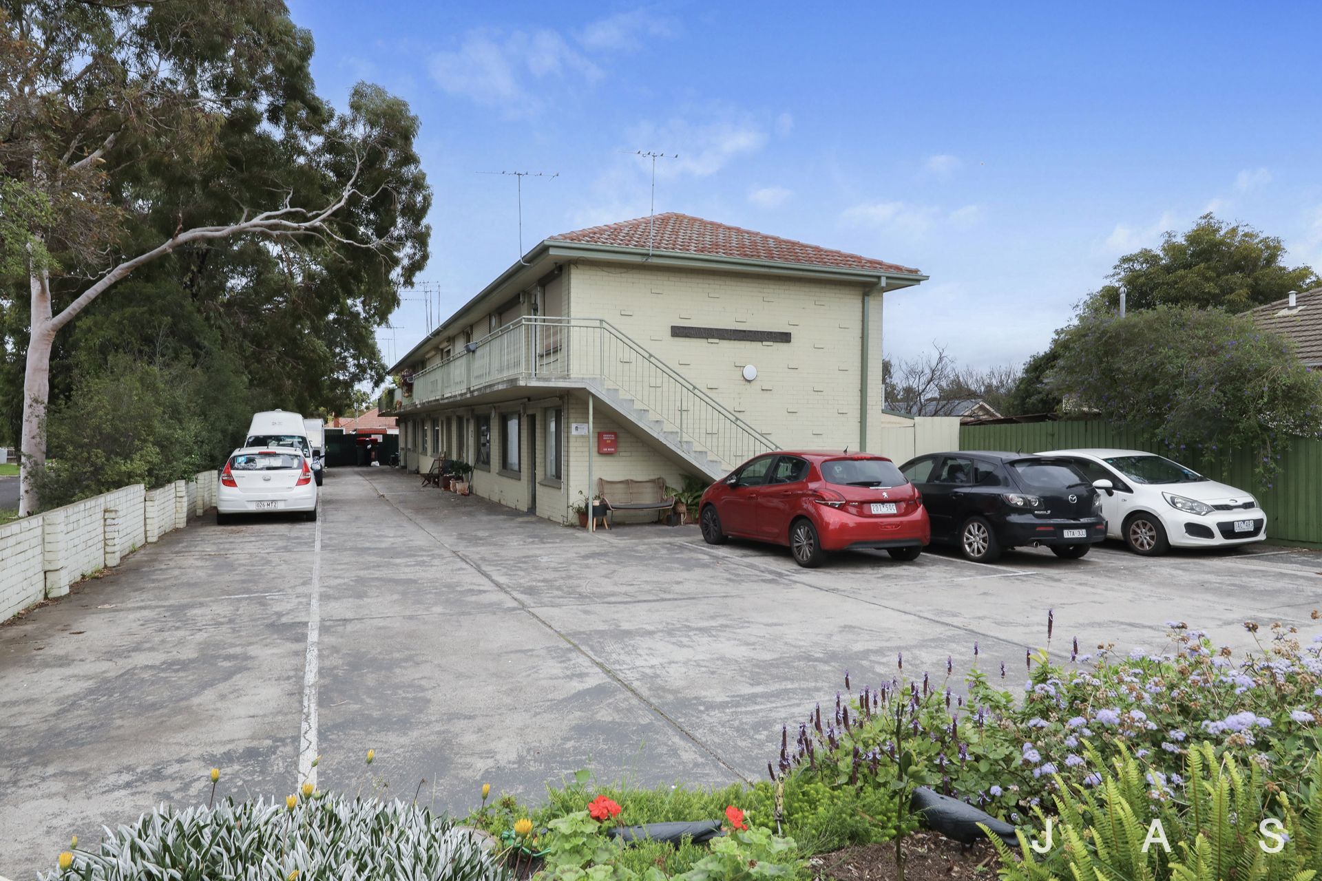 1/21 Hampton Parade West Footscray VIC, West Footscray - Thumbnail 2