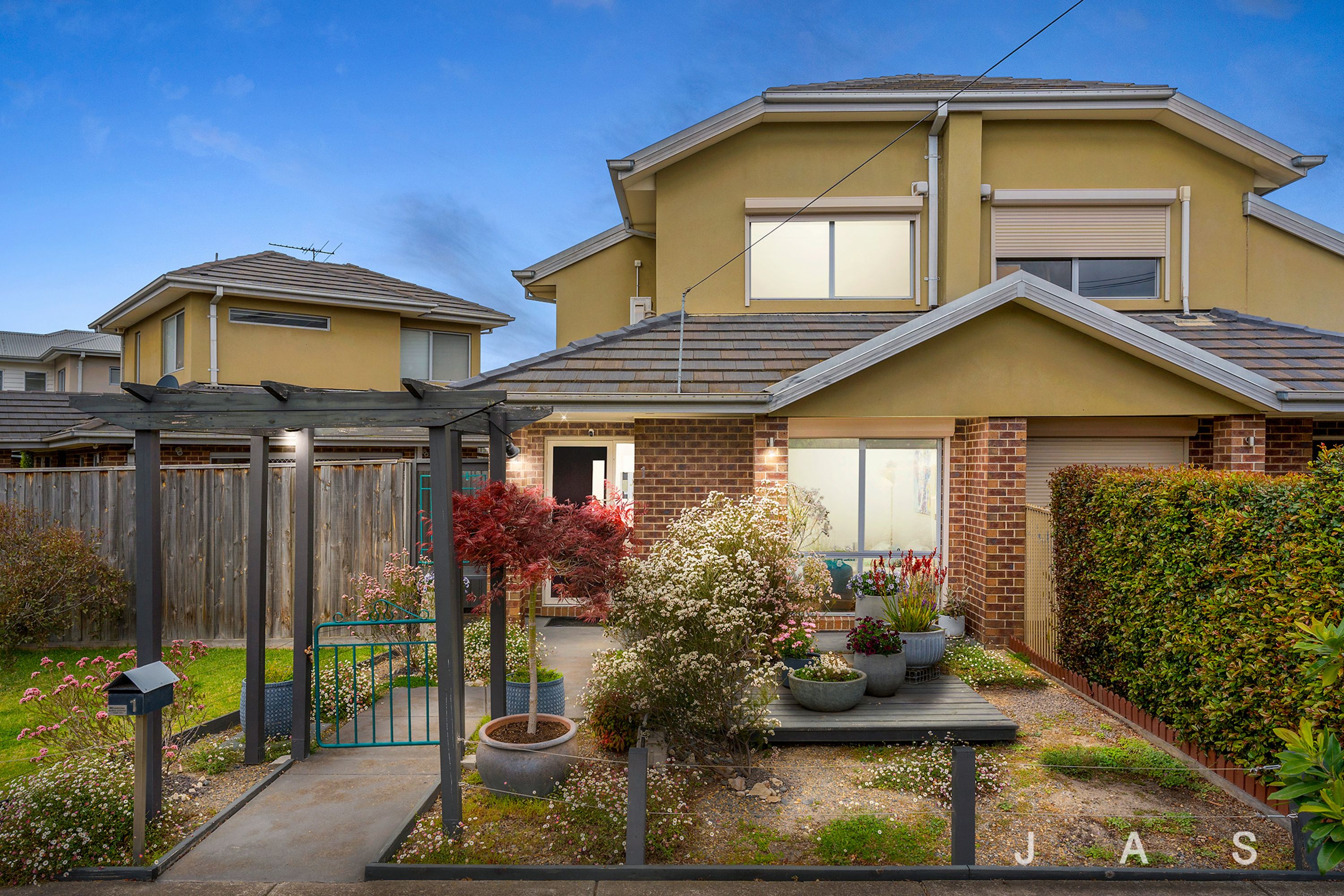 1 Douglas Street, Altona North, Altona North - Thumbnail 2
