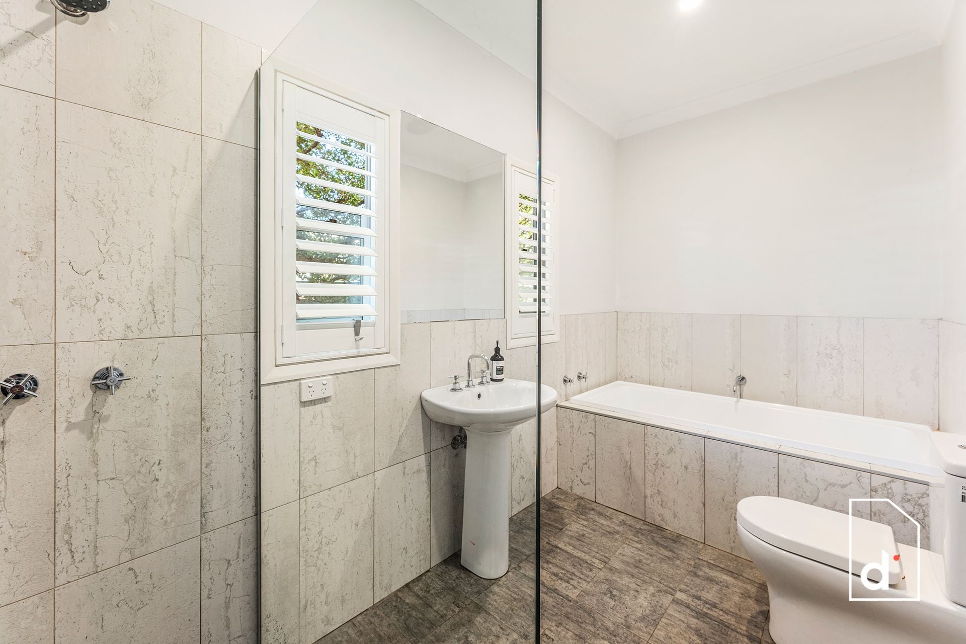 220 Rothery Street, Corrimal NSW