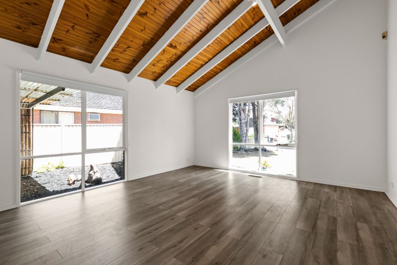 9 Devlin Court, Mill Park