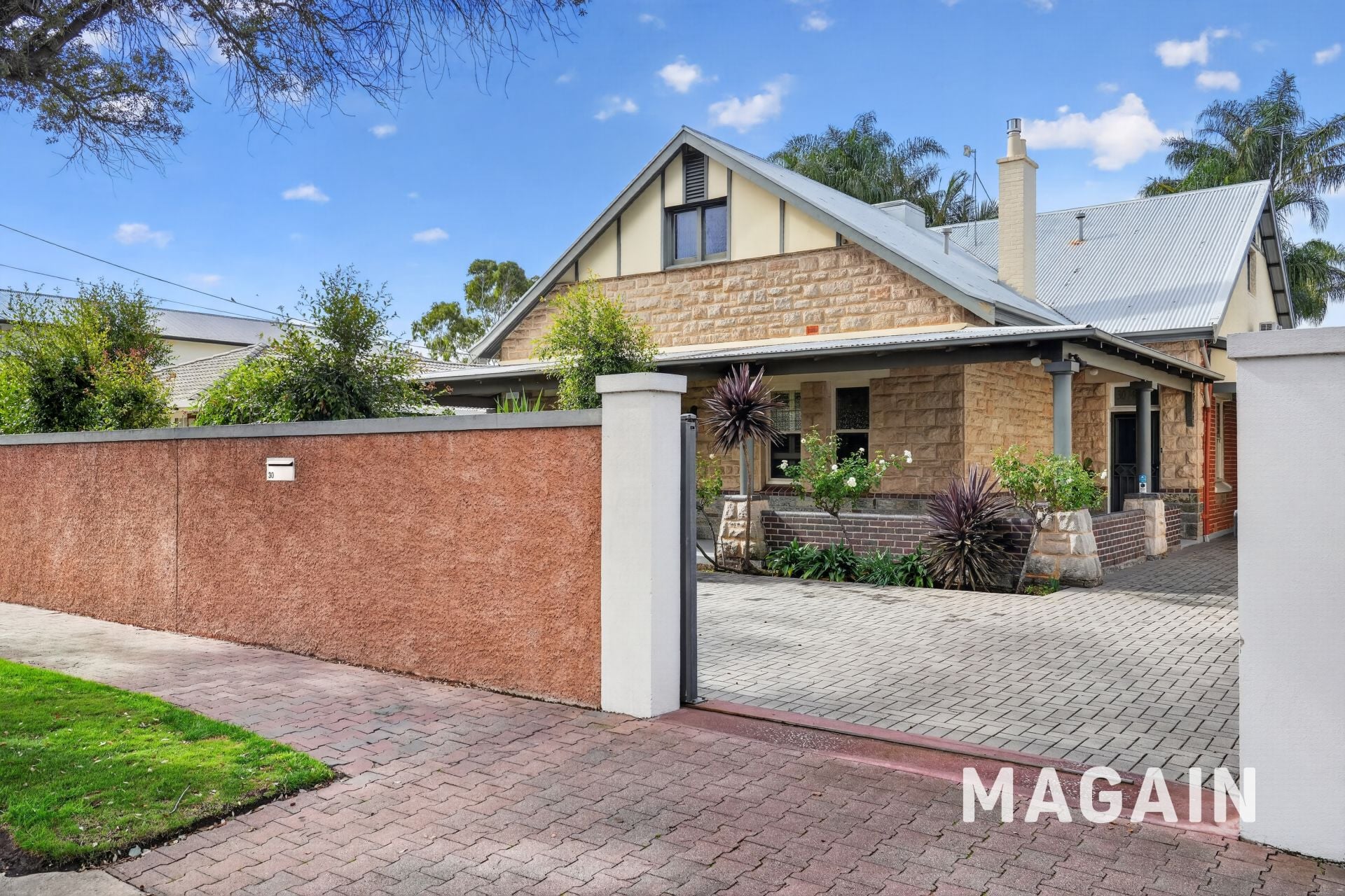 30 Moseley Street Glenelg SA, Glenelg - Thumbnail 2