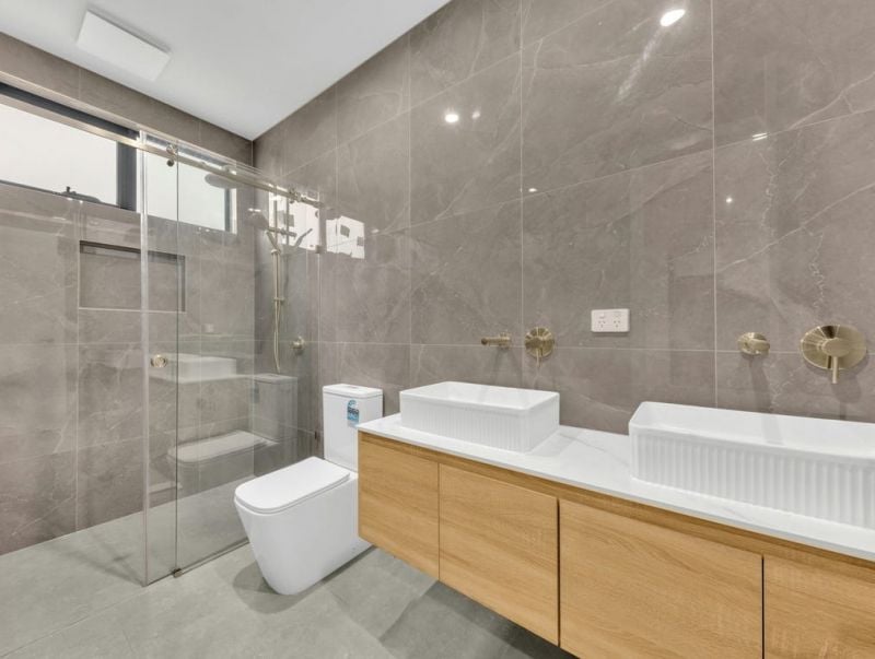 11 Light Street, Wollert