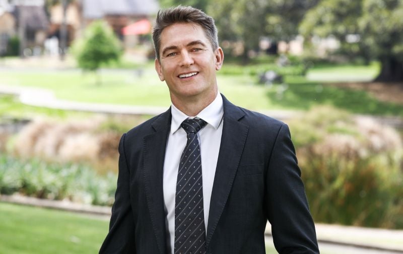 Dean Haustead