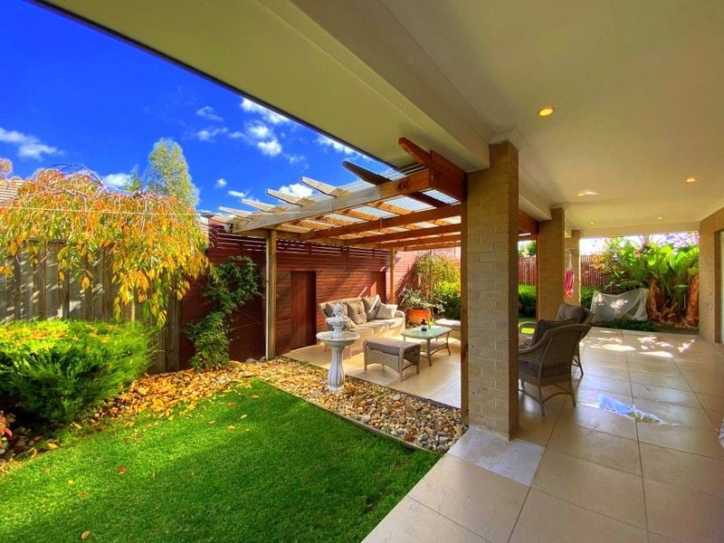 11 Laurimar Boulevard, Doreen