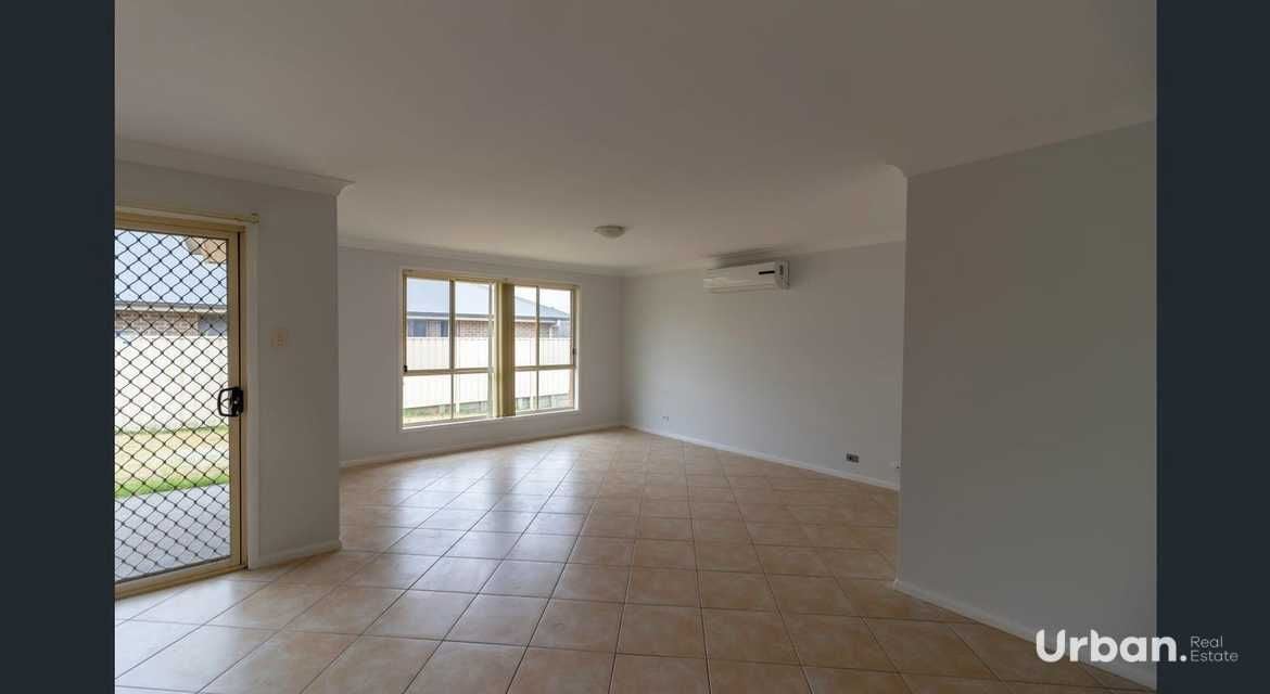 Aberglasslyn 81 Budgeree Drive