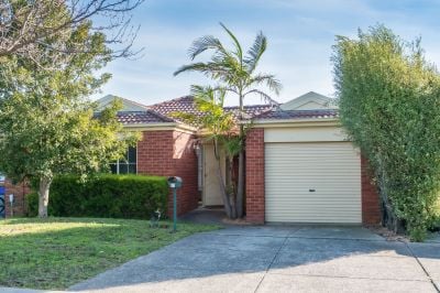 17 Apsley Tce Berwick VIC, Berwick - Thumbnail 2