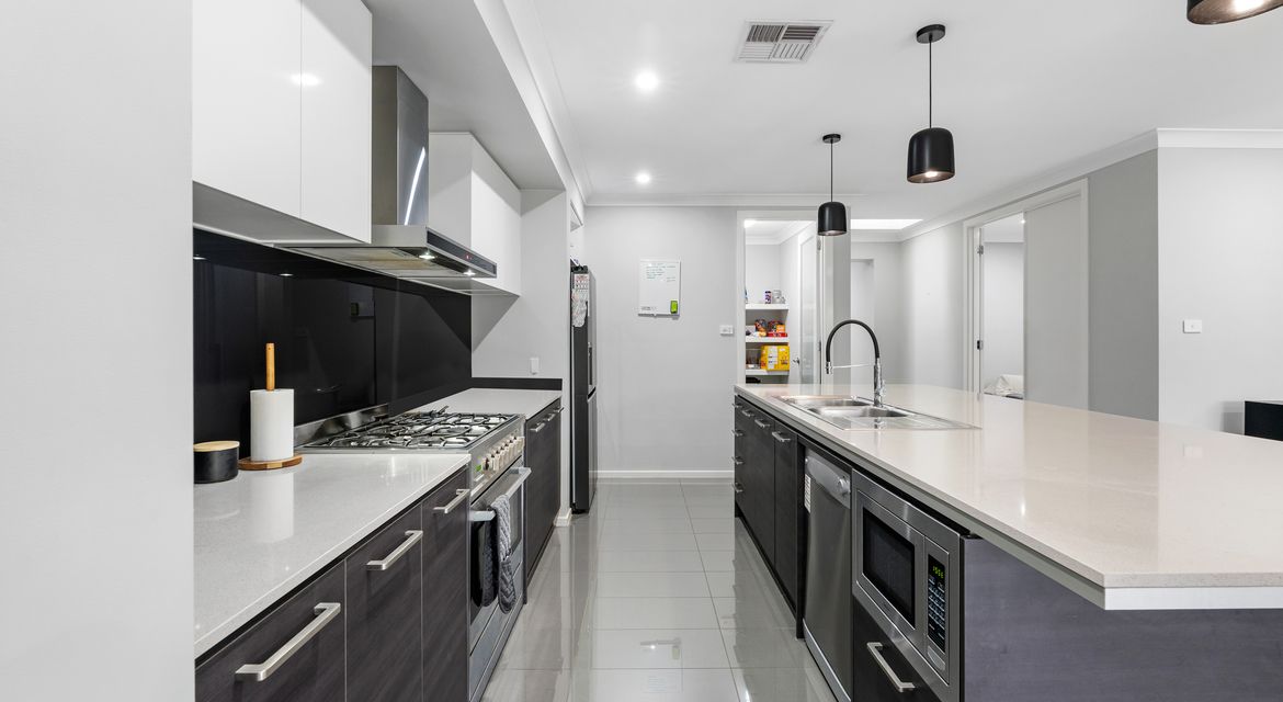 Oran Park 9 Myer Way