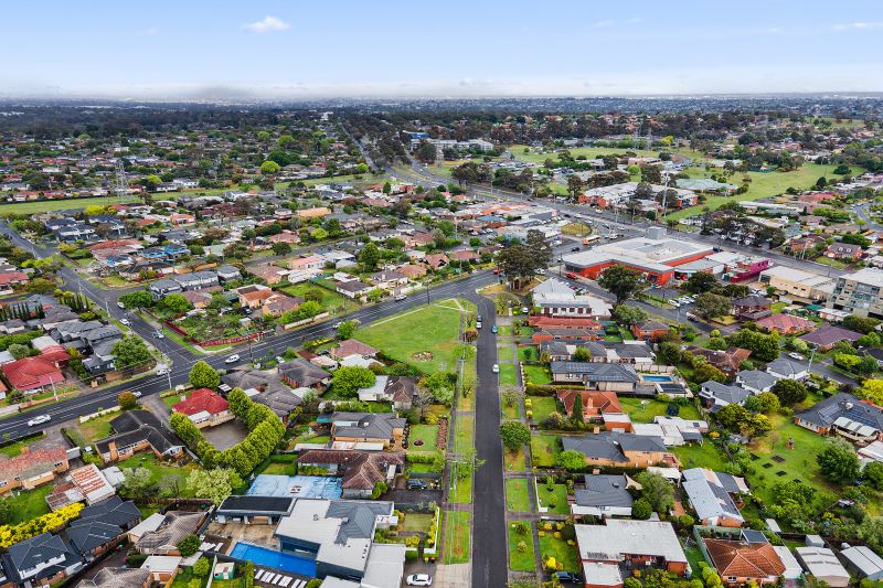 10 Monckton Road, Bundoora