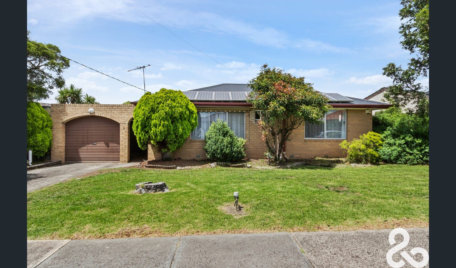 Ideal Family Living in a Prime Location