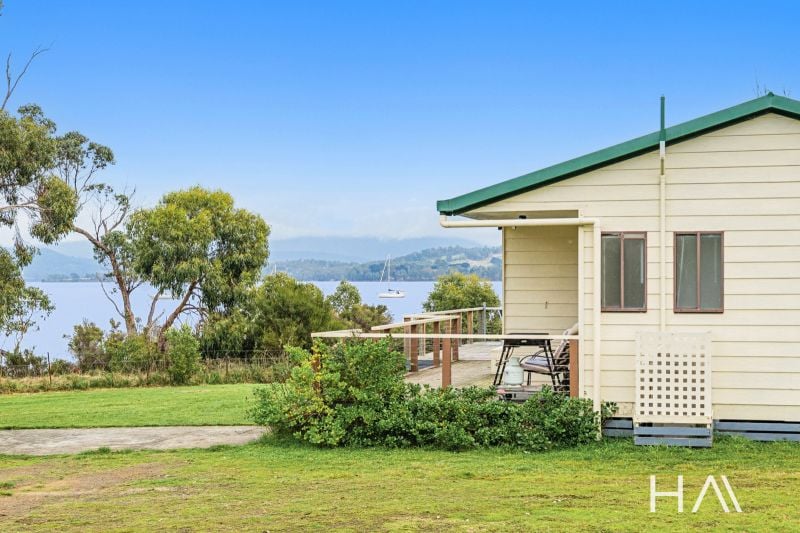 4 Challis Crescent Deep Bay, Deep Bay - Thumbnail 2