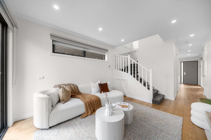 10/10 Crevelli Street, Reservoir