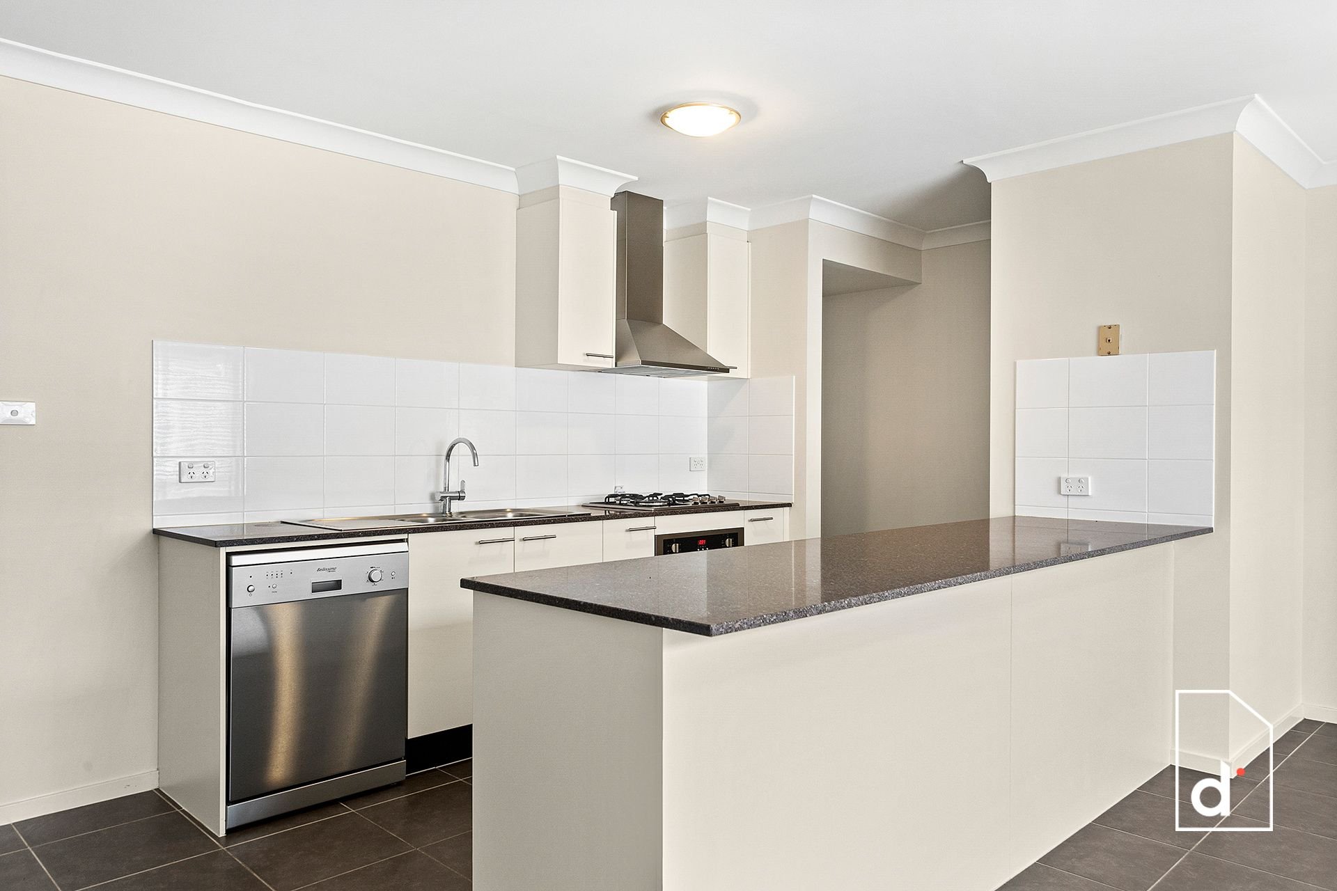 45 Omaroo Place, Horsley NSW