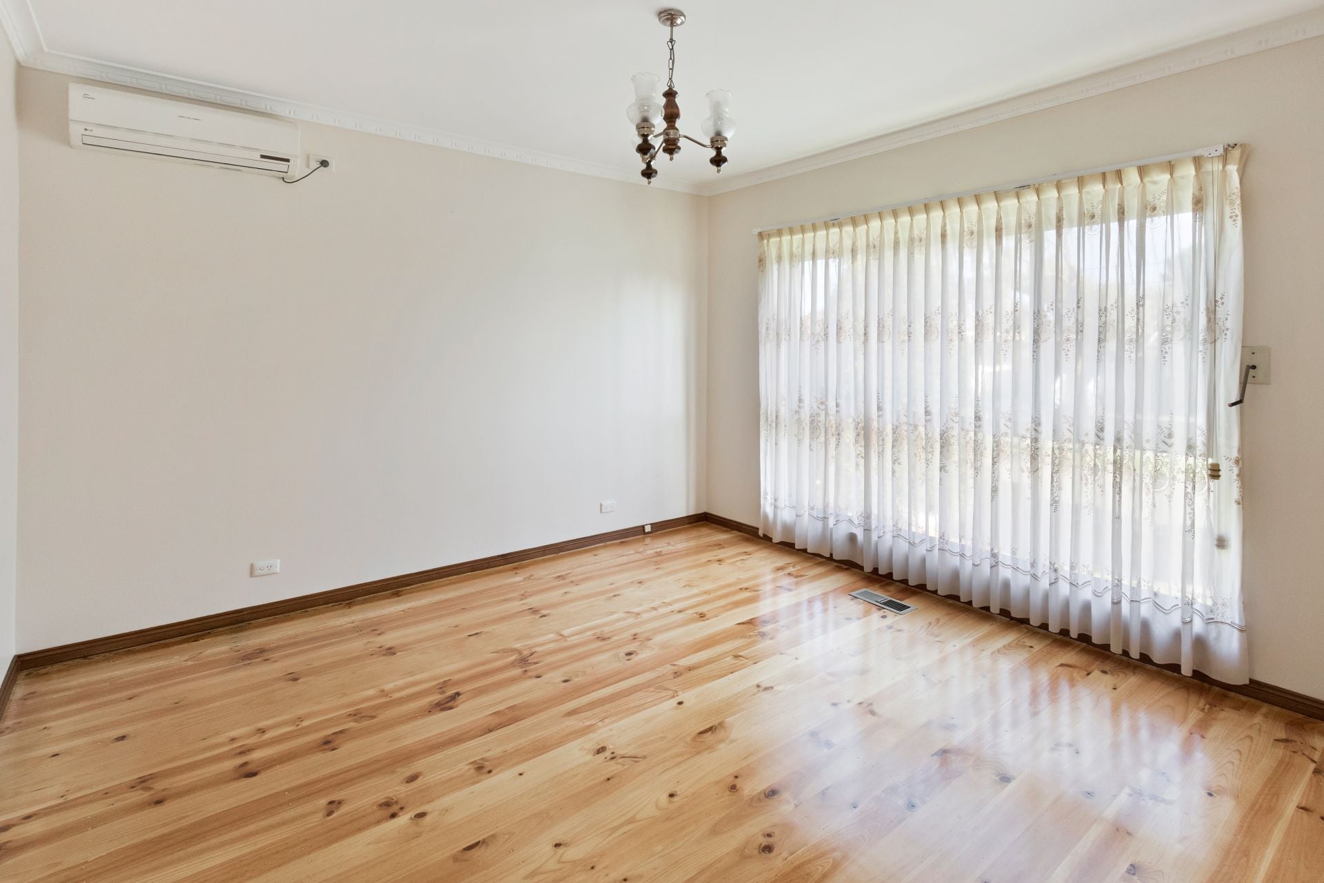 Elegant Family Living Awaits