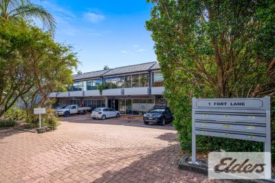 LIGHT FILLED OFFICE WITH 3 EXCLUSIVE CAR PARKS!