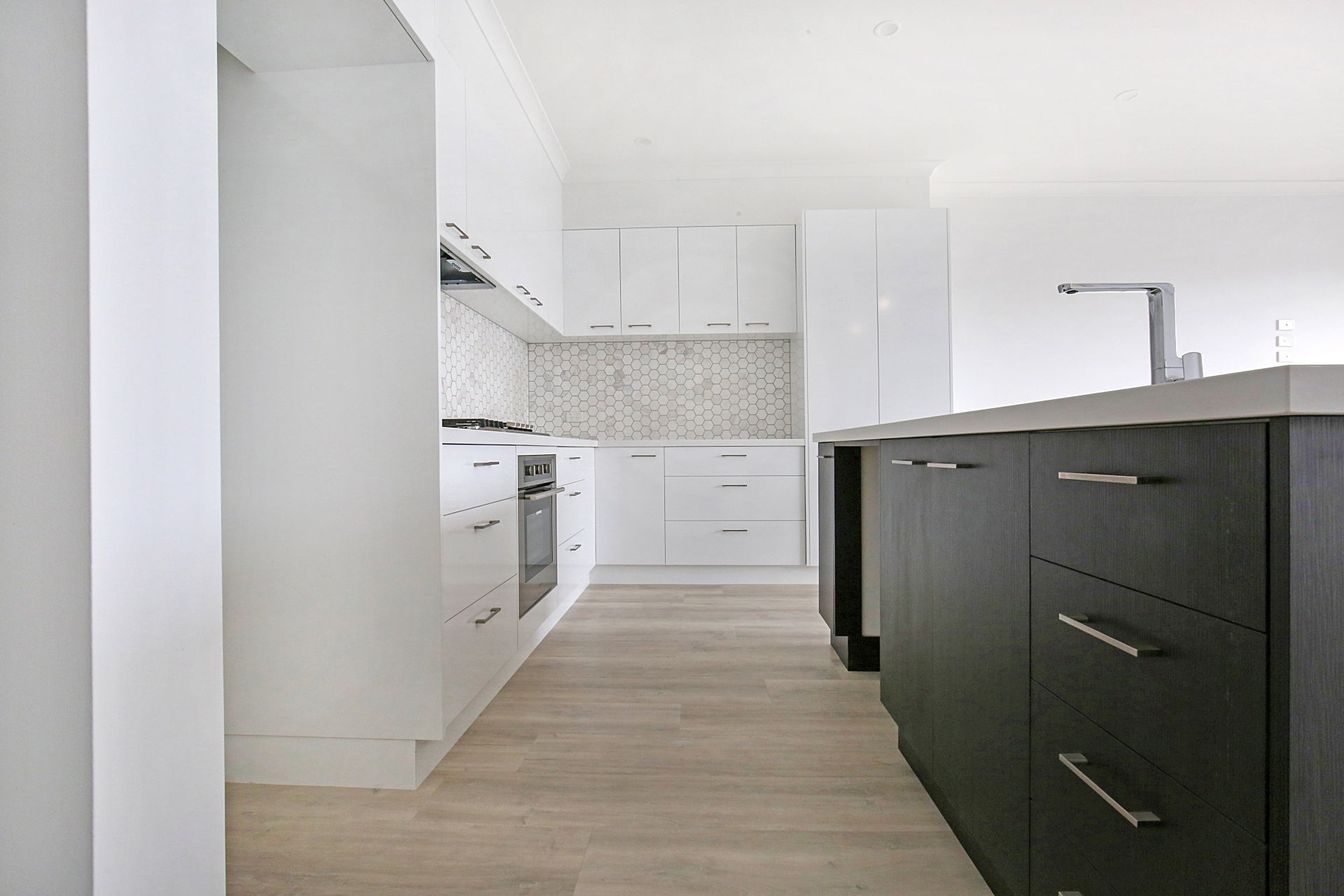 5 Bernese Way, South Morang, South Morang - Thumbnail 2