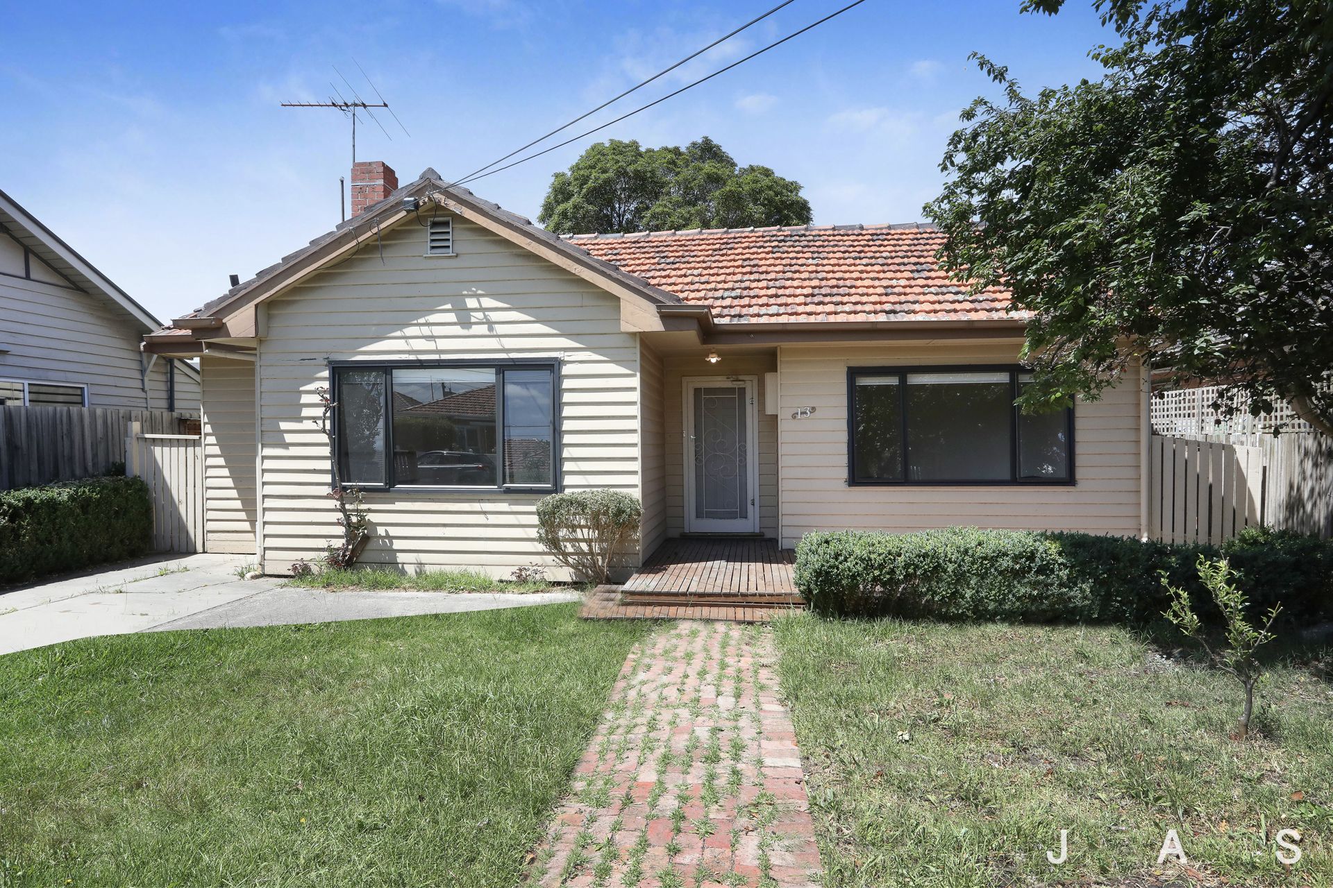 13 Wallace Street Maidstone VIC, Maidstone - Thumbnail 2