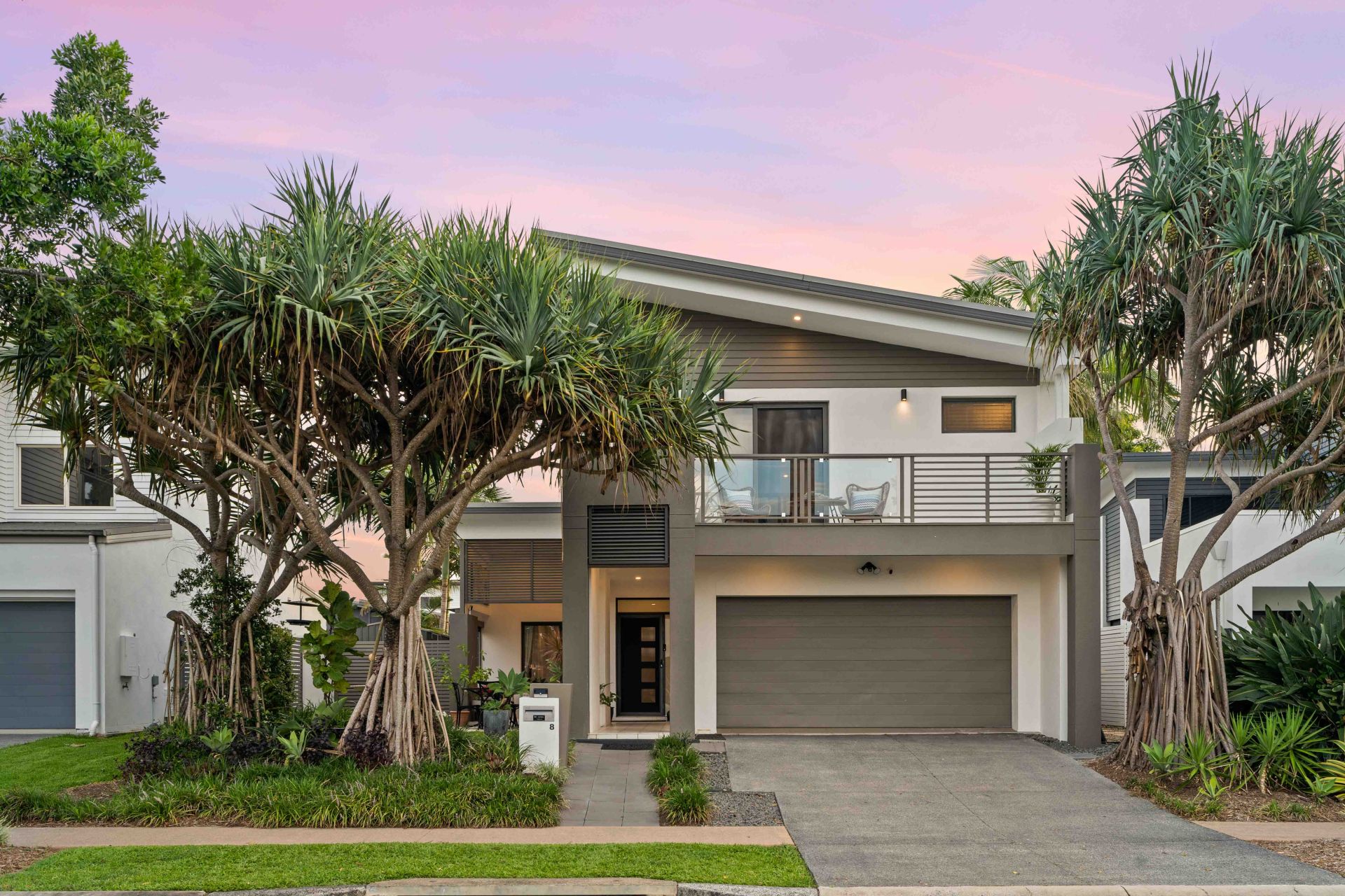 8 Cova Boulevard, Hope Island QLD 4212, Hope Island - Thumbnail 3