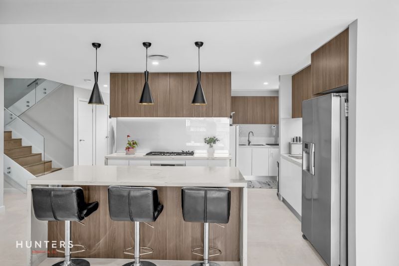 72 Tilbury Avenue, Stanhope Gardens