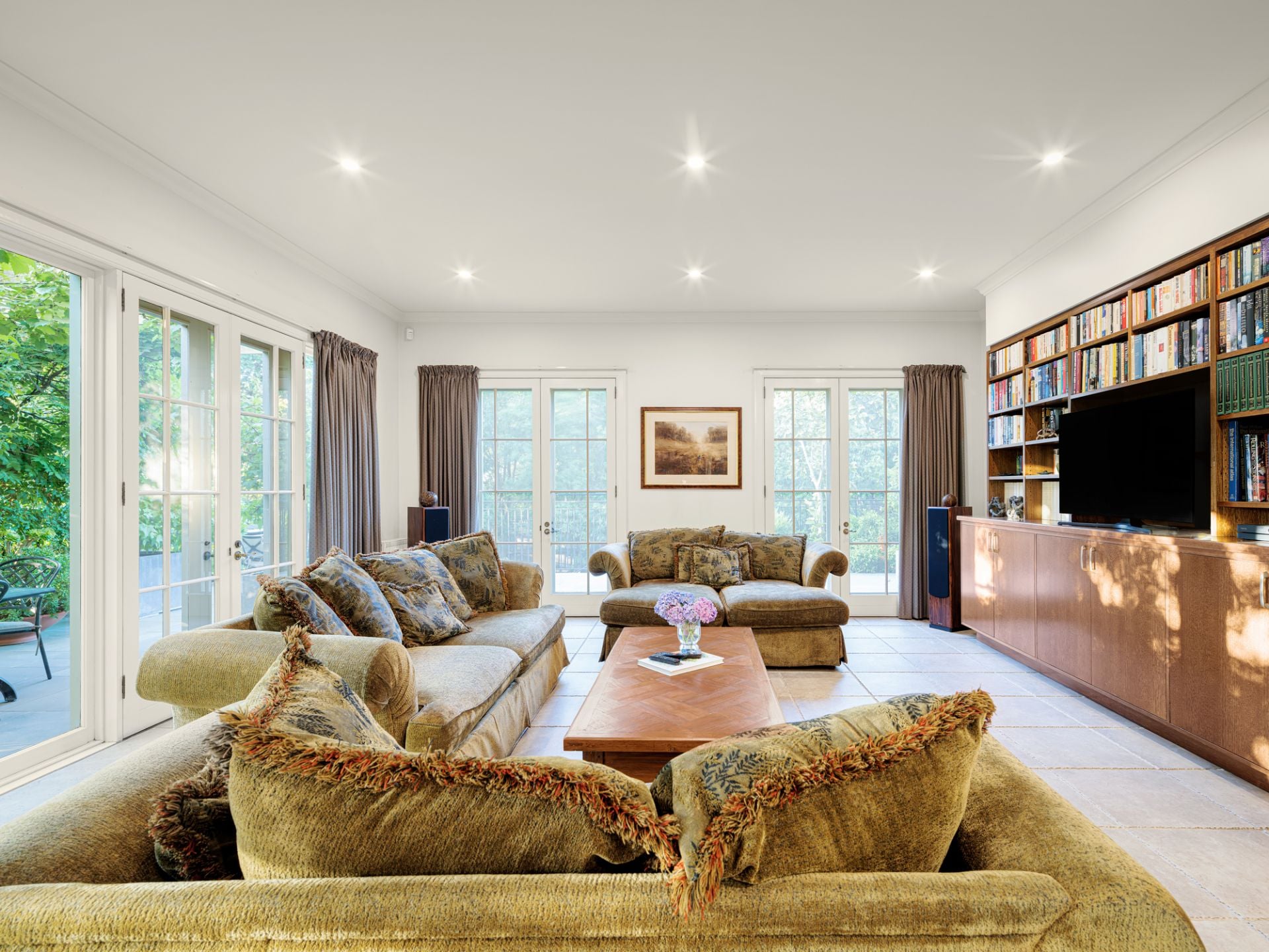 18 Maleela Avenue, Balwyn, Deepdene - Thumbnail 8