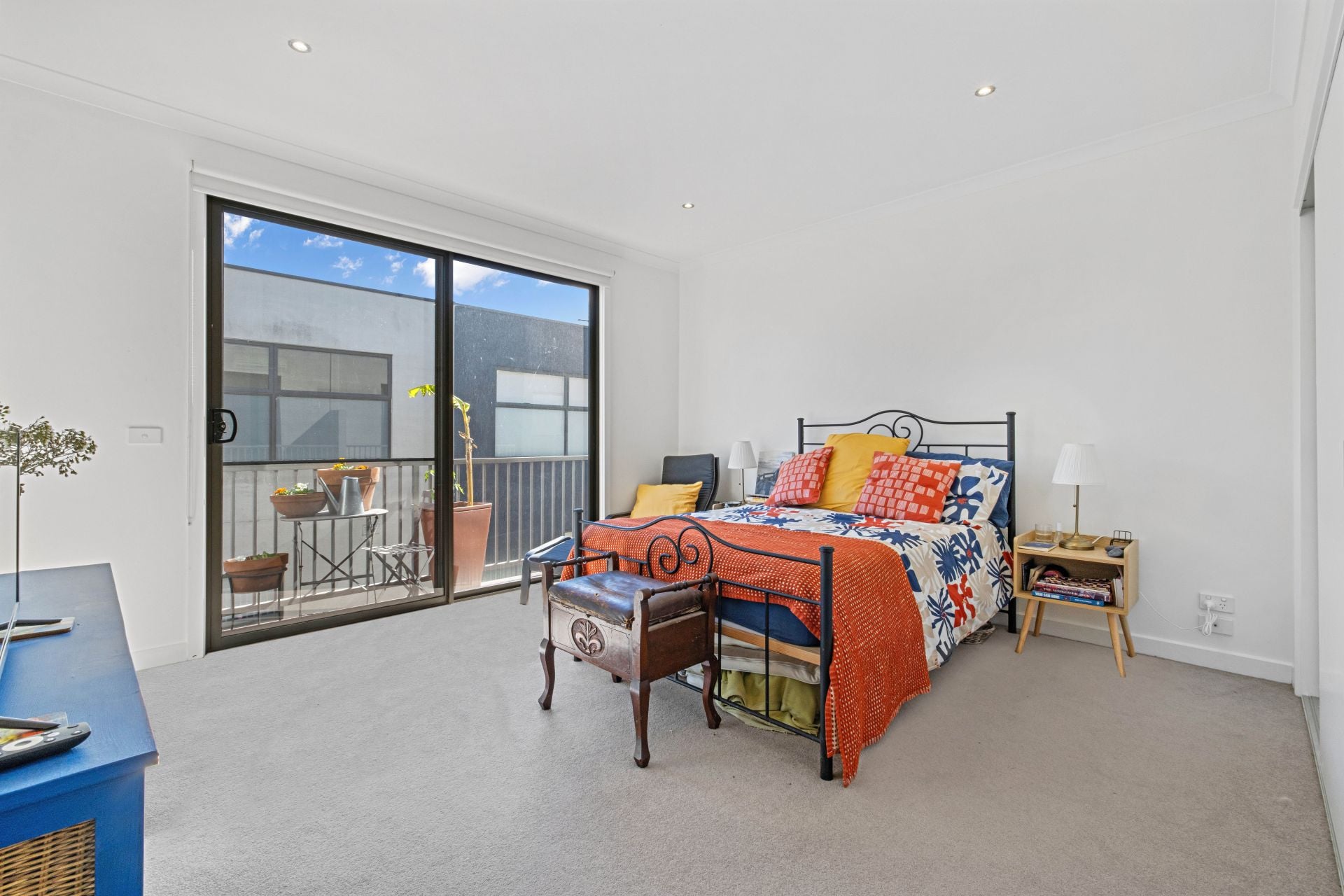 Effortless Living In A Lifestyle Location