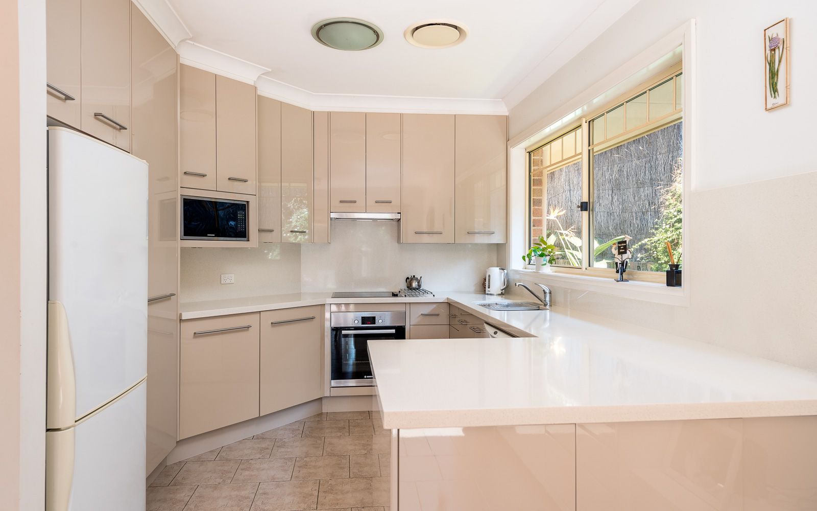 8 Wistaria Street DOLANS BAY 2229