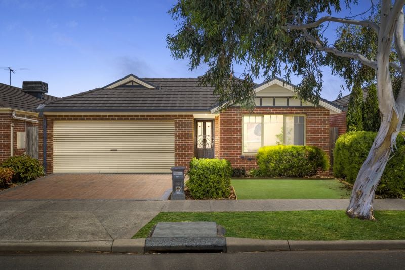 10 Ellendale Way, South Morang