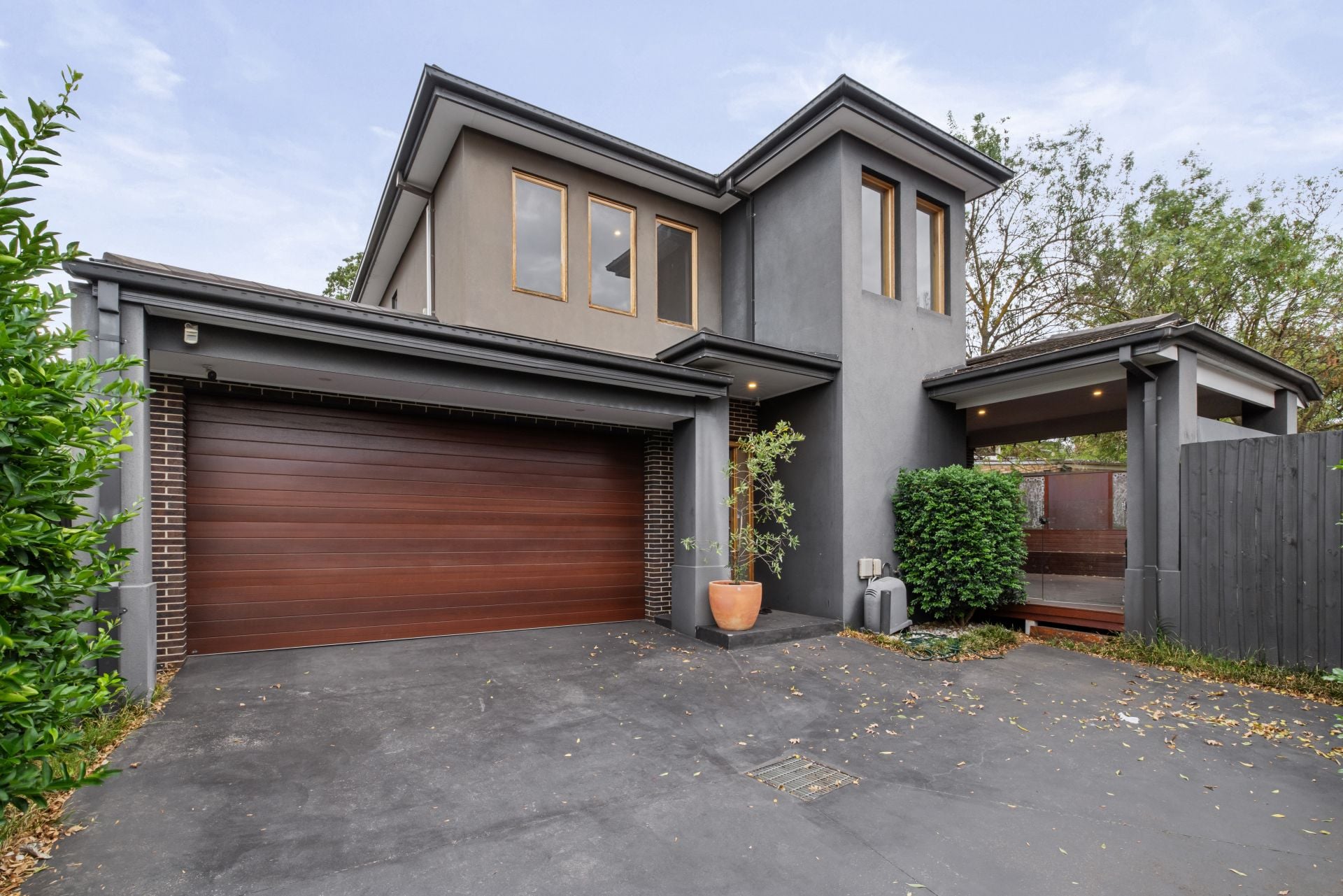 Executive Residence with grand proportions