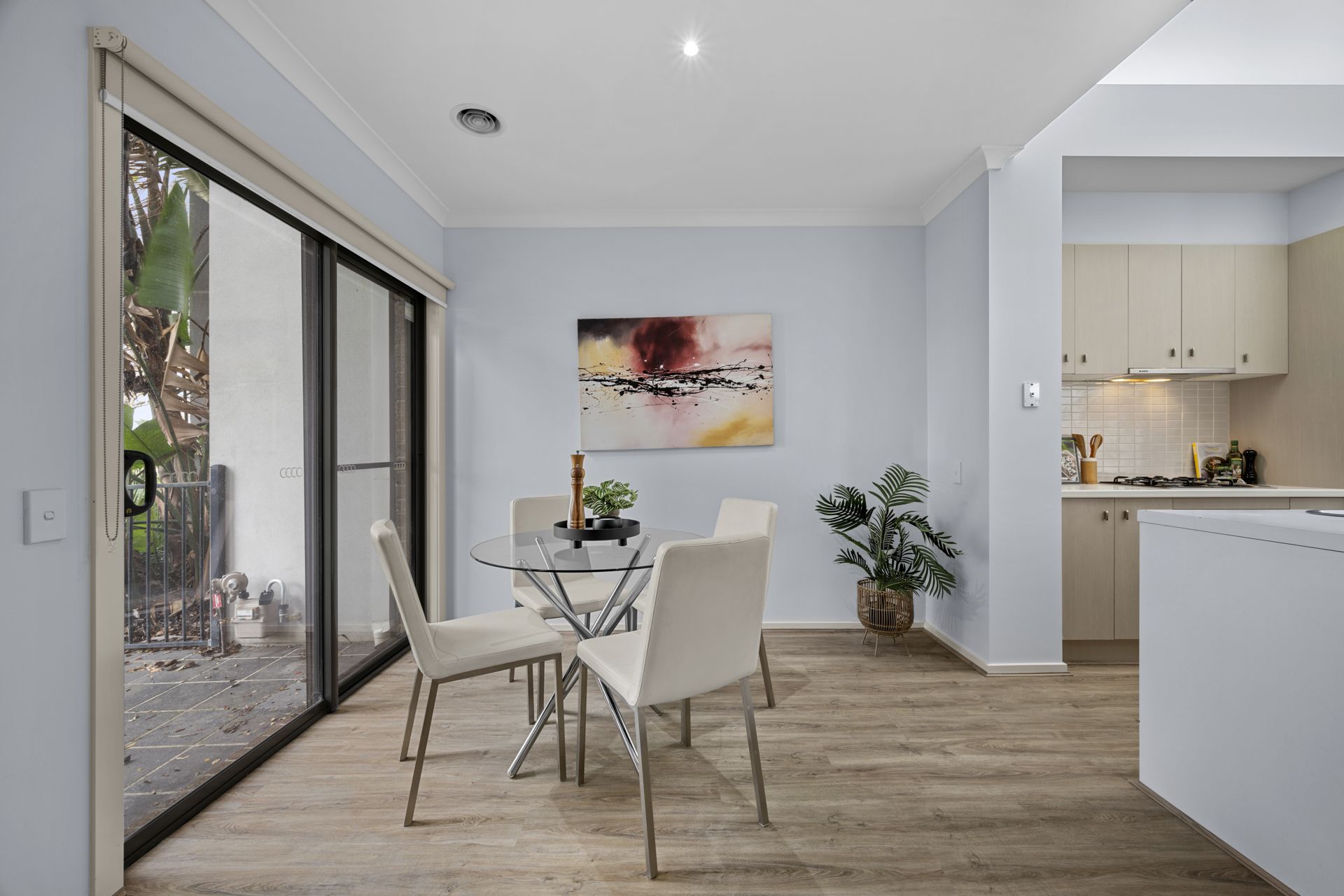 Contemporary Chic, Everyday Practicality