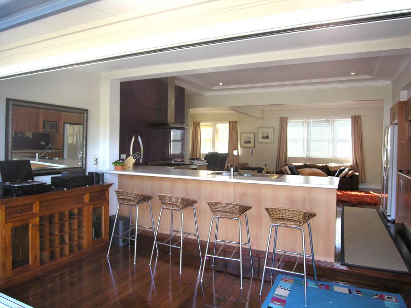 12 Cook Street, CARINGBAH, Caringbah - Thumbnail 2