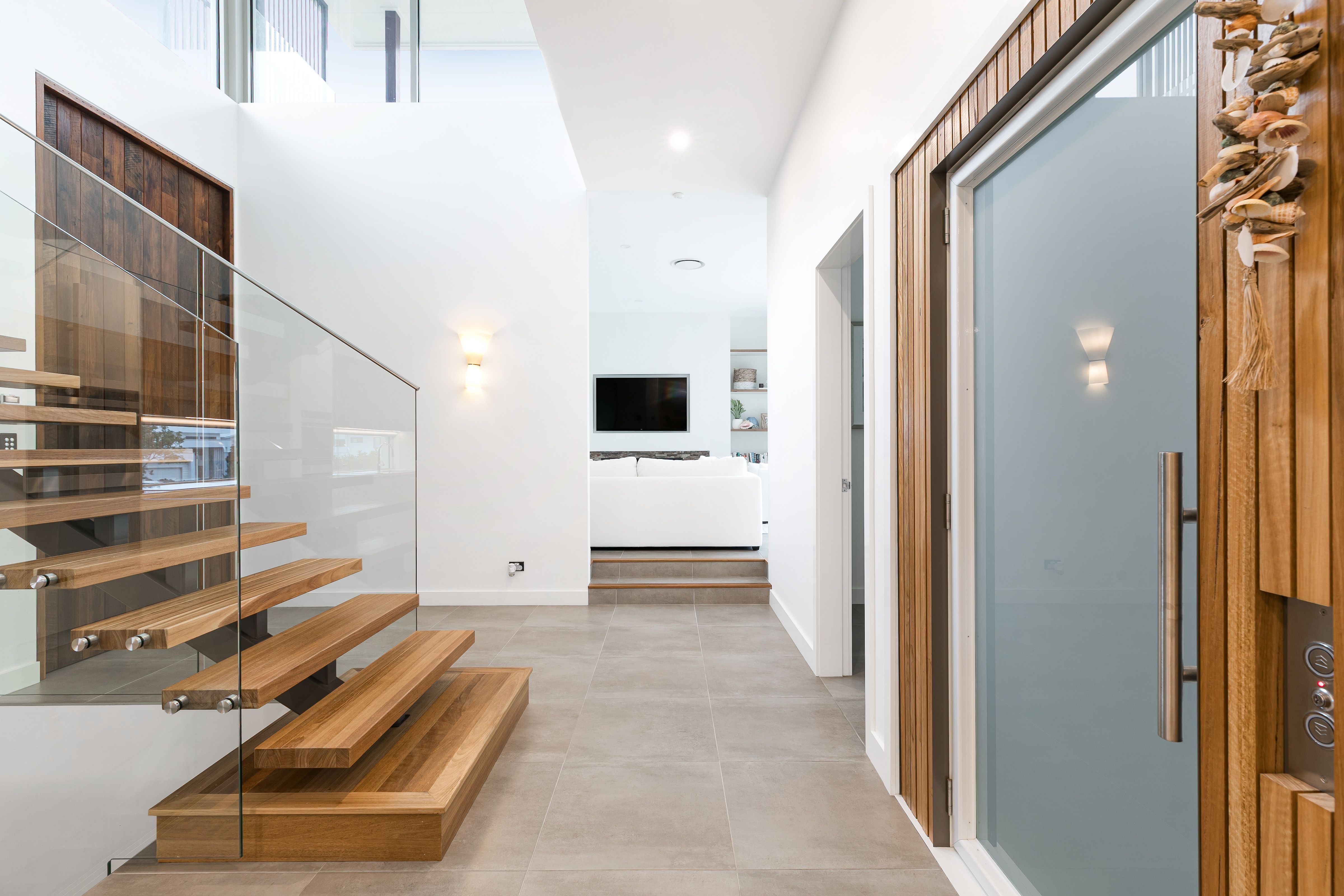 1 Shorebird Pde GREENHILLS BEACH 2230