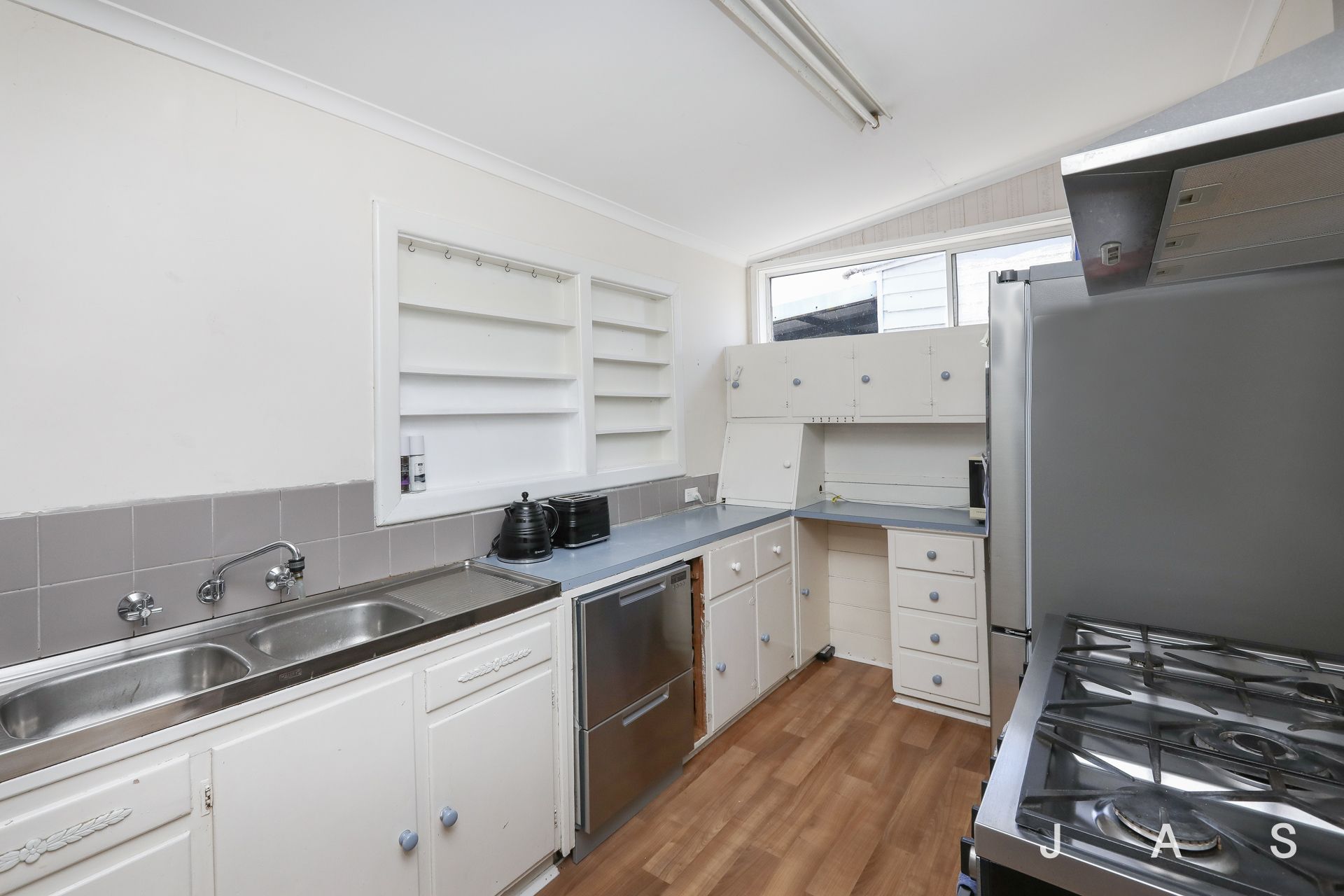 6 Deakin Street Yarraville VIC, Yarraville - Thumbnail 3