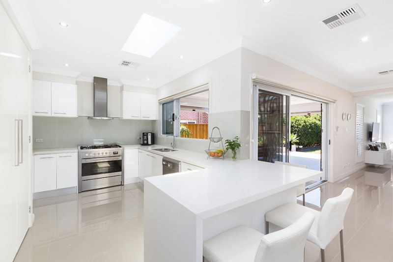 8 Whitehaven Street, GREENHILLS BEACH, Greenhills Beach - Thumbnail 3