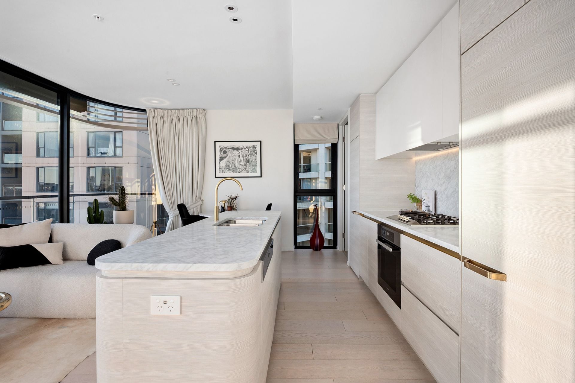 805/30 Alfred Street South, Milsons Point, Milsons Point - Thumbnail 8