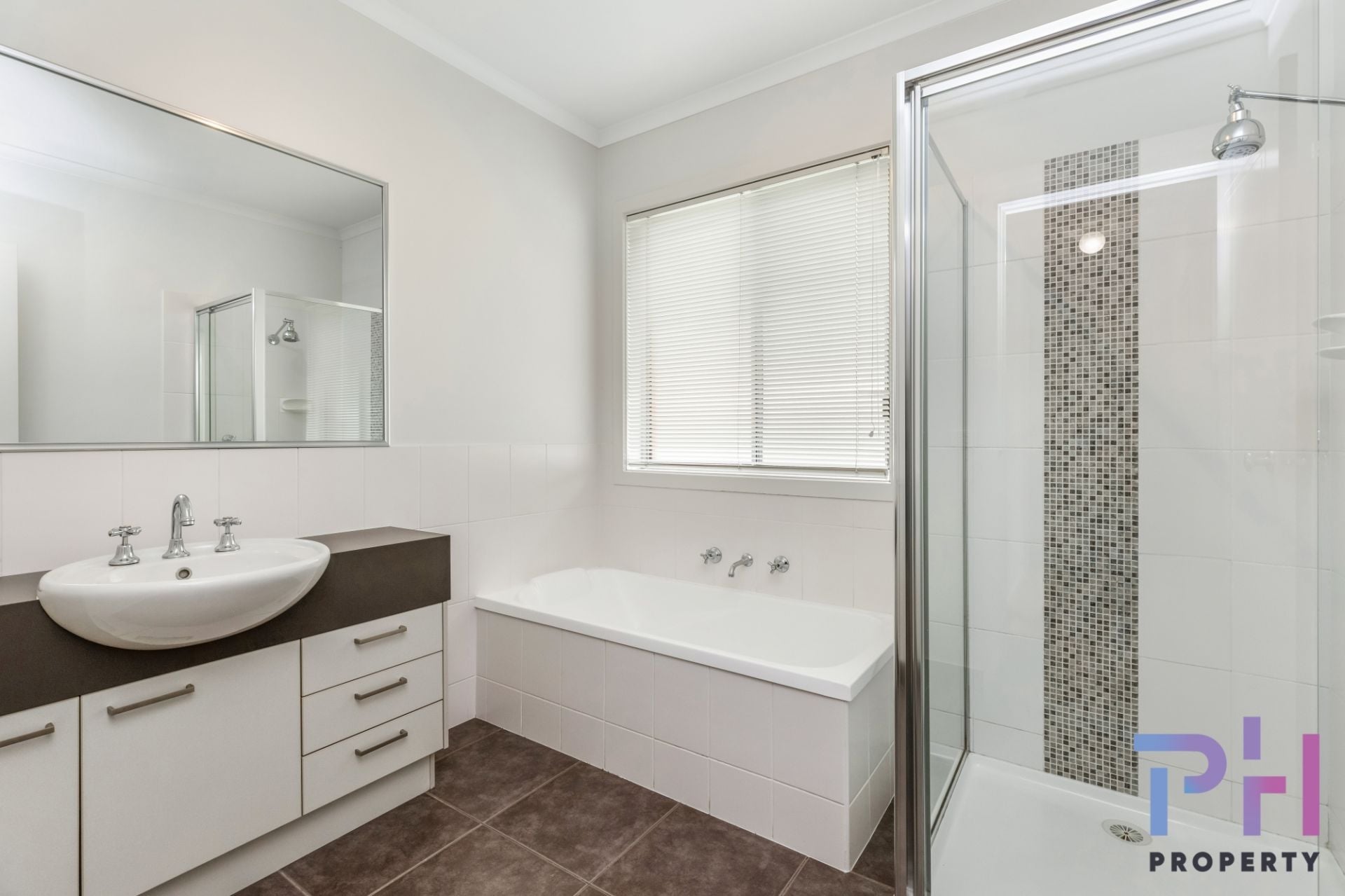 10 Smyrna Drive STRATHFIELDSAYE VIC, Strathfieldsaye - Thumbnail 7