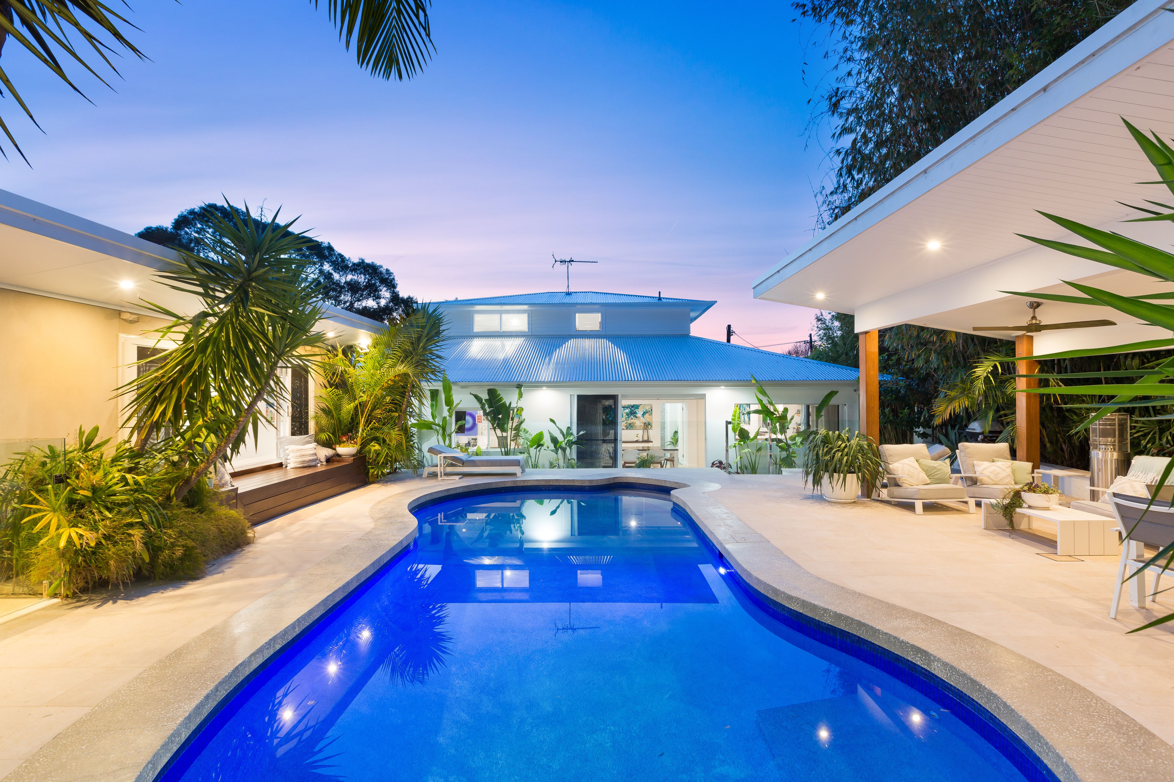 6 Dean Street CARINGBAH SOUTH 2229