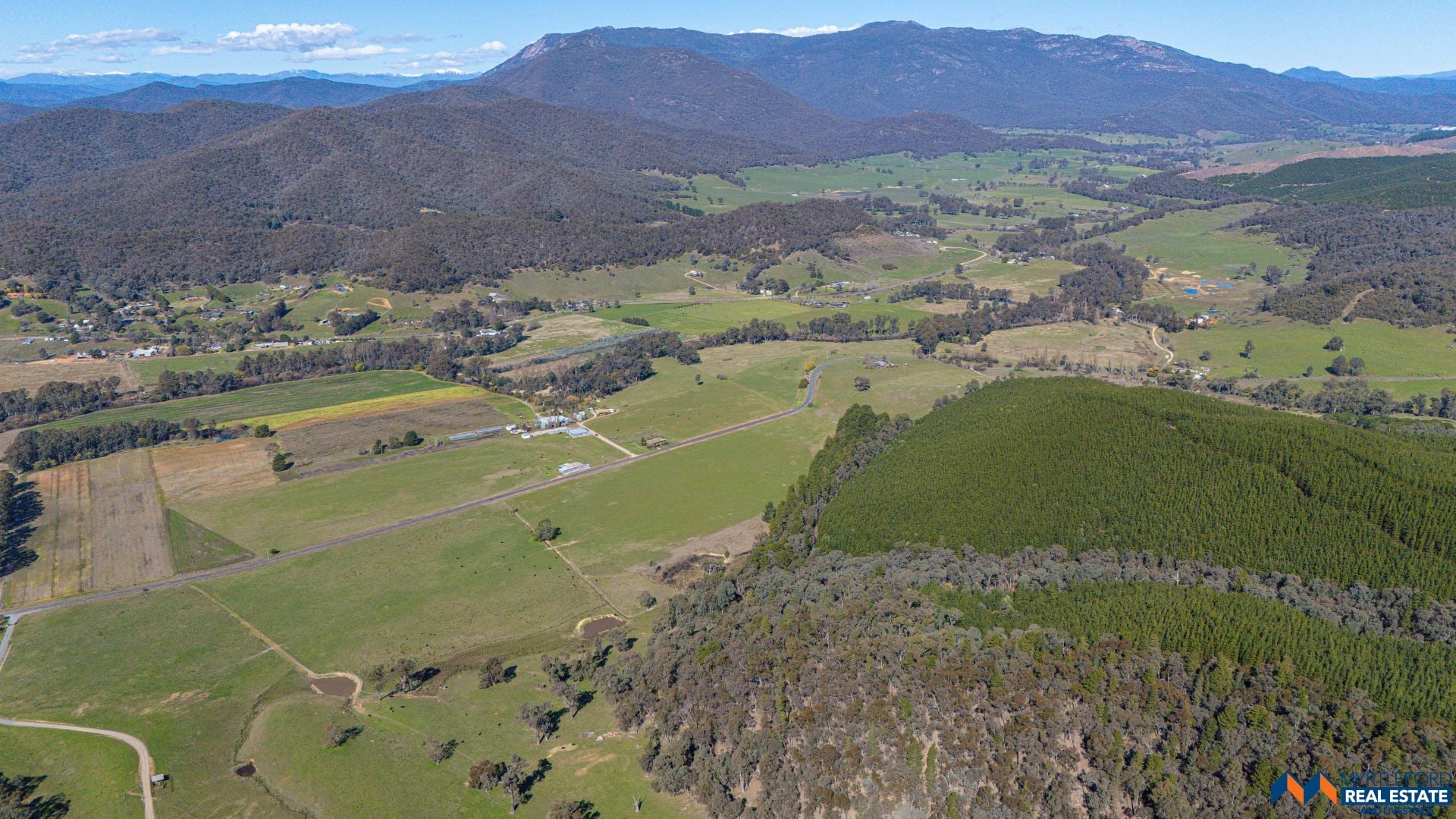 367 Merriang South Road, MYRTLEFORD, Myrtleford - Thumbnail 3