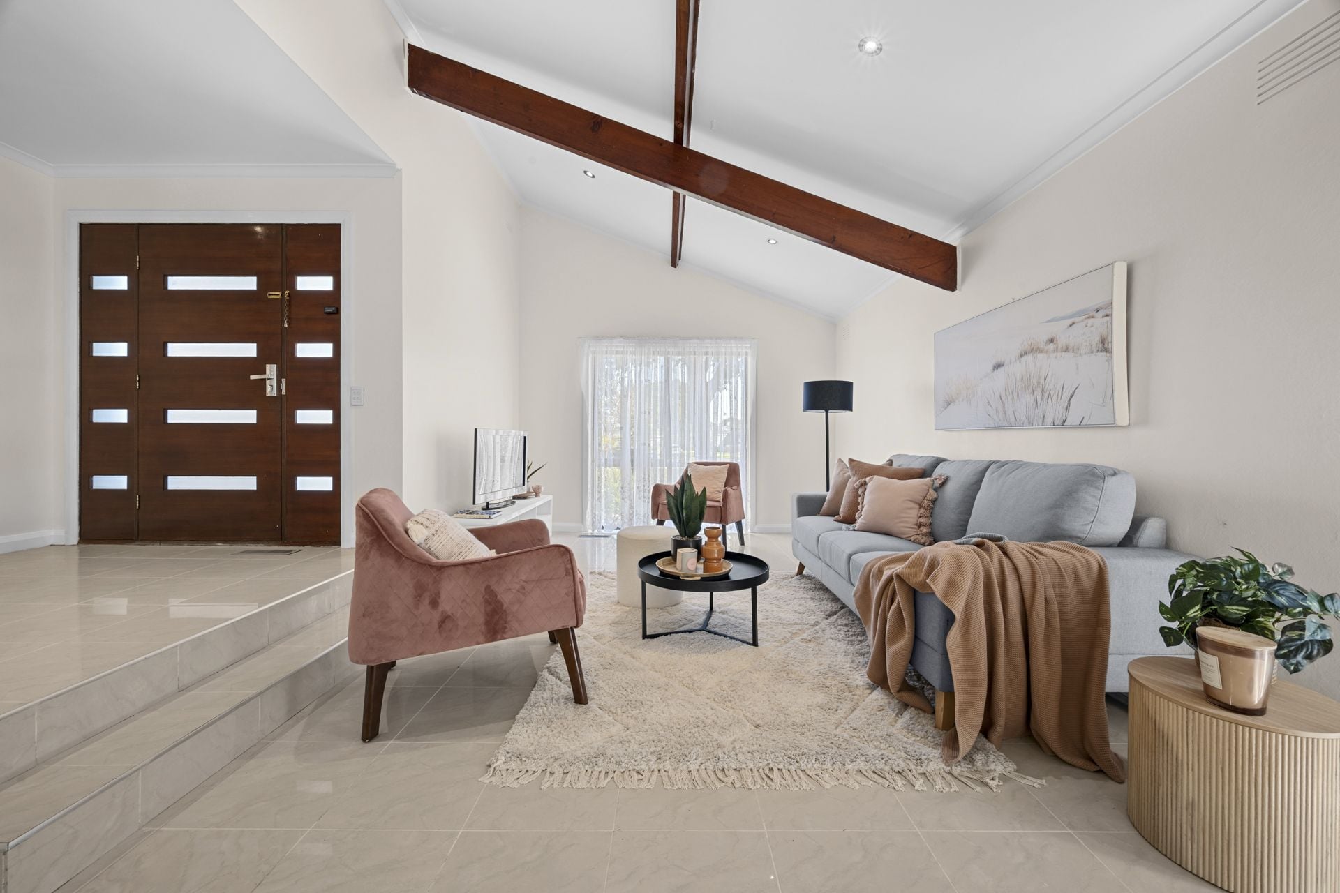 A Striking First Impression For The Family Buyer