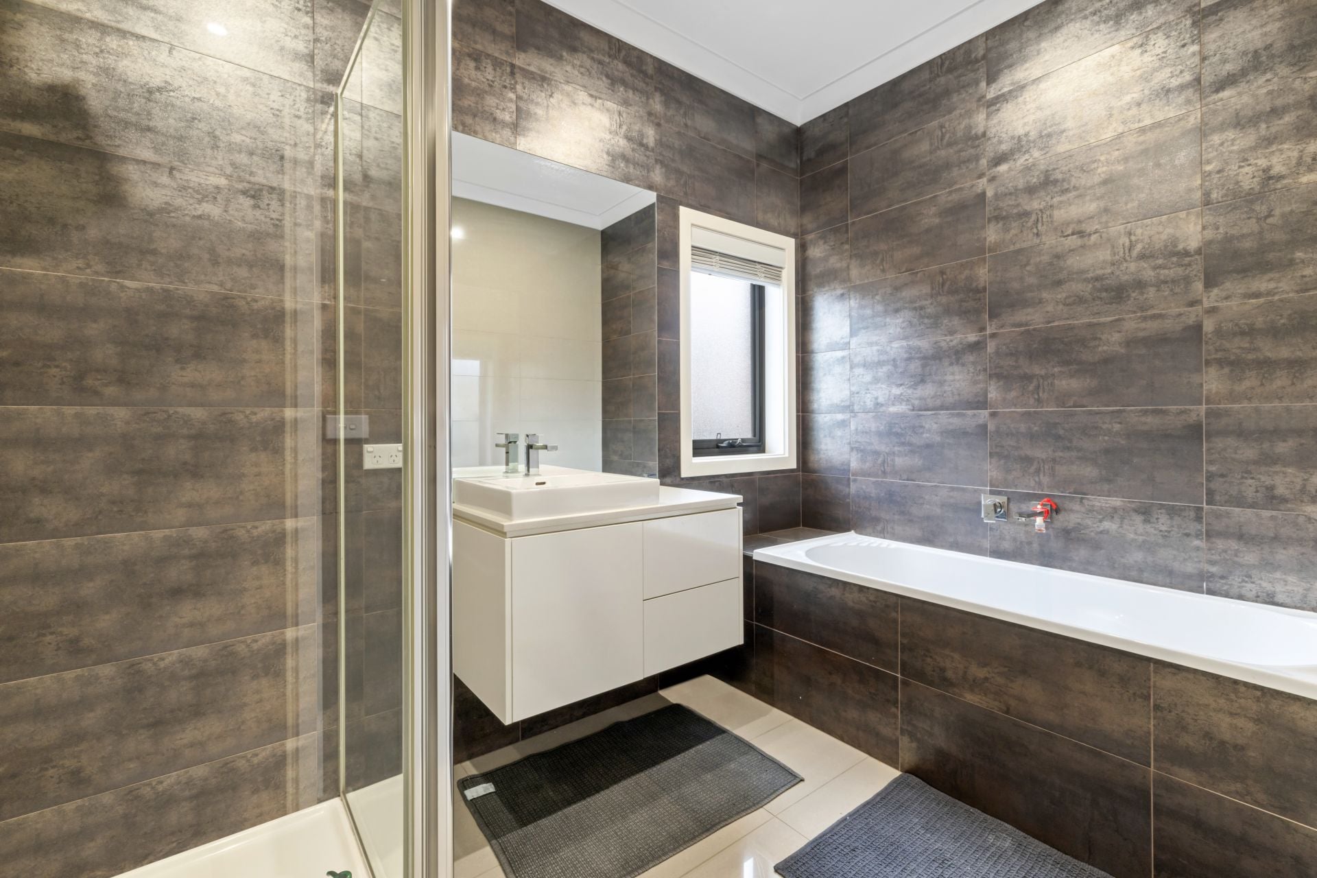 Modern, Private & Perfectly Positioned